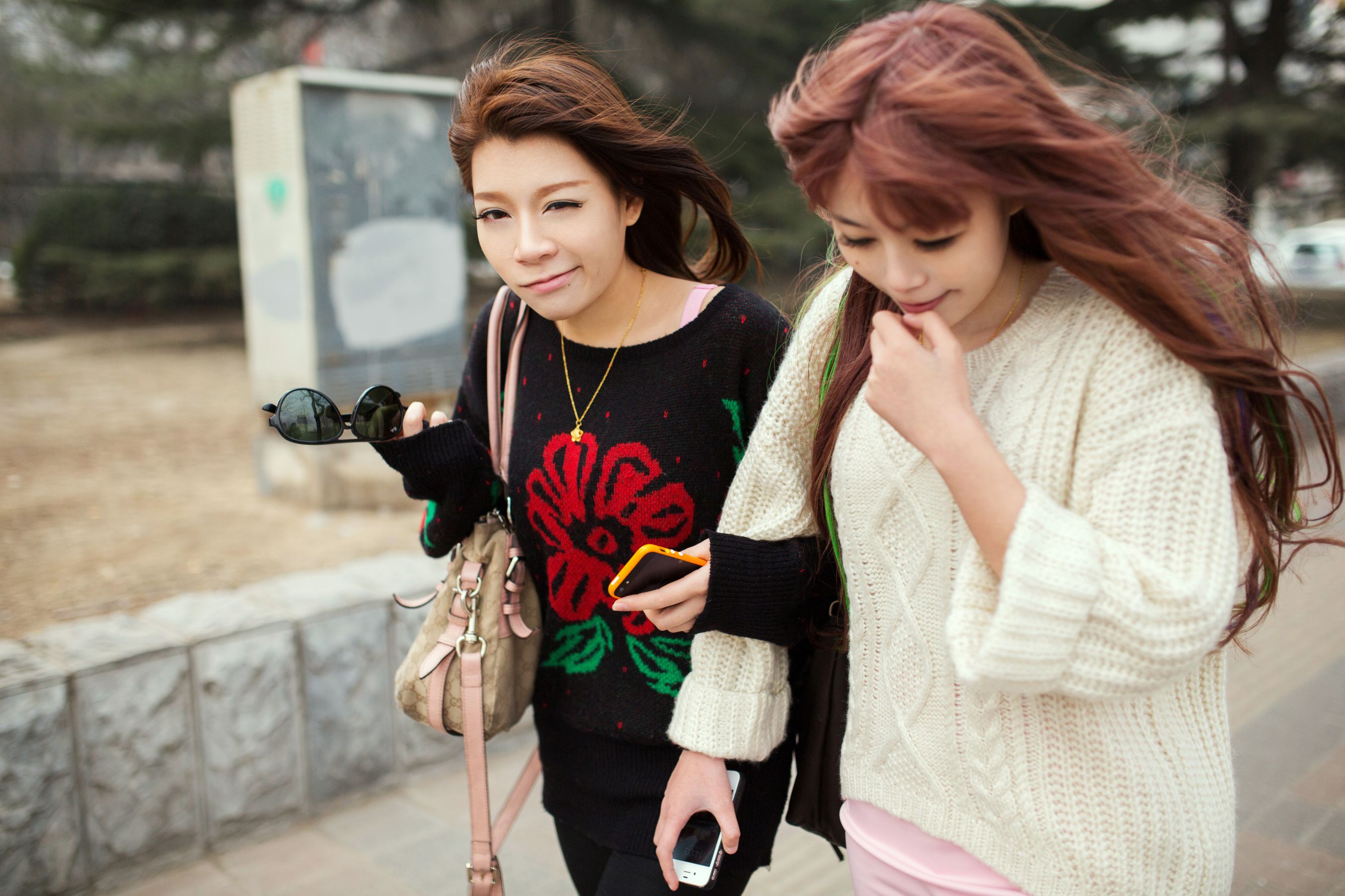 嘉宝贝儿&糖糖《性感双份、御姐清新皆宜》 [推女郎TuiGirl] No.010（35P）