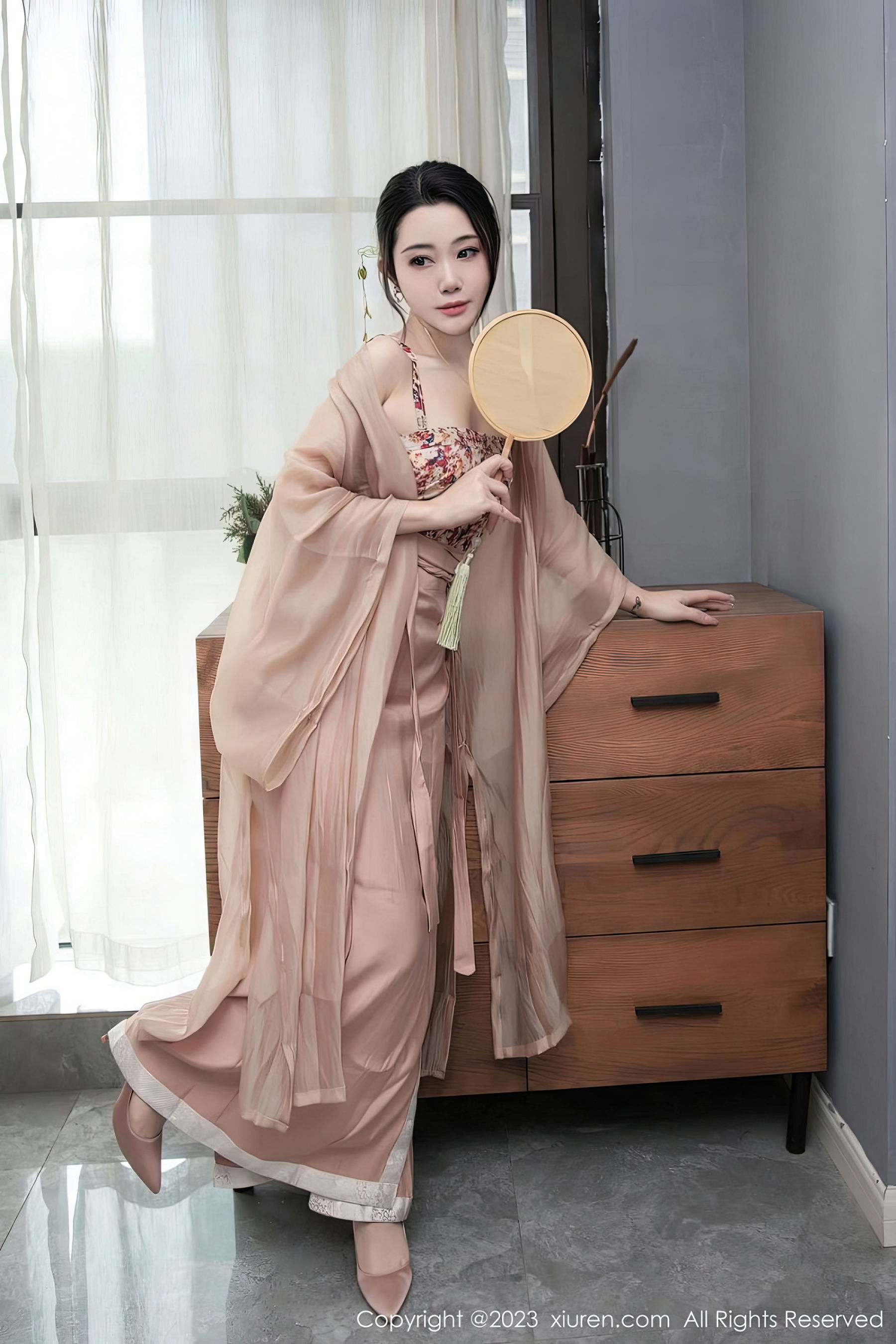 [秀人XiuRen] 2023.03.23 No.6457 严利娅（104P）