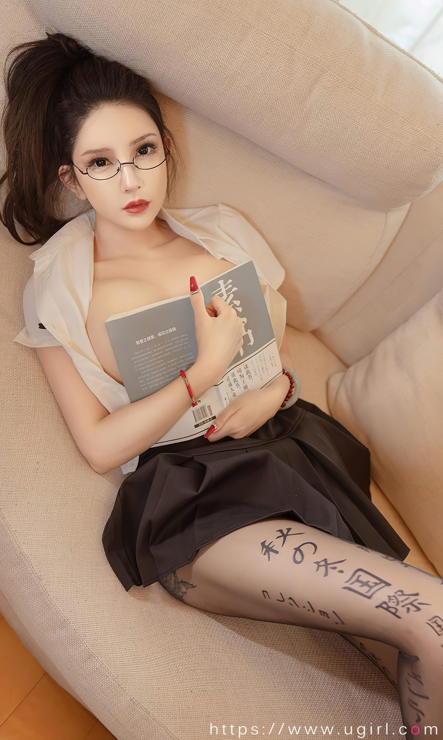 [Ugirls]爱尤物 No.2583 黑丝目录 球球（35P）