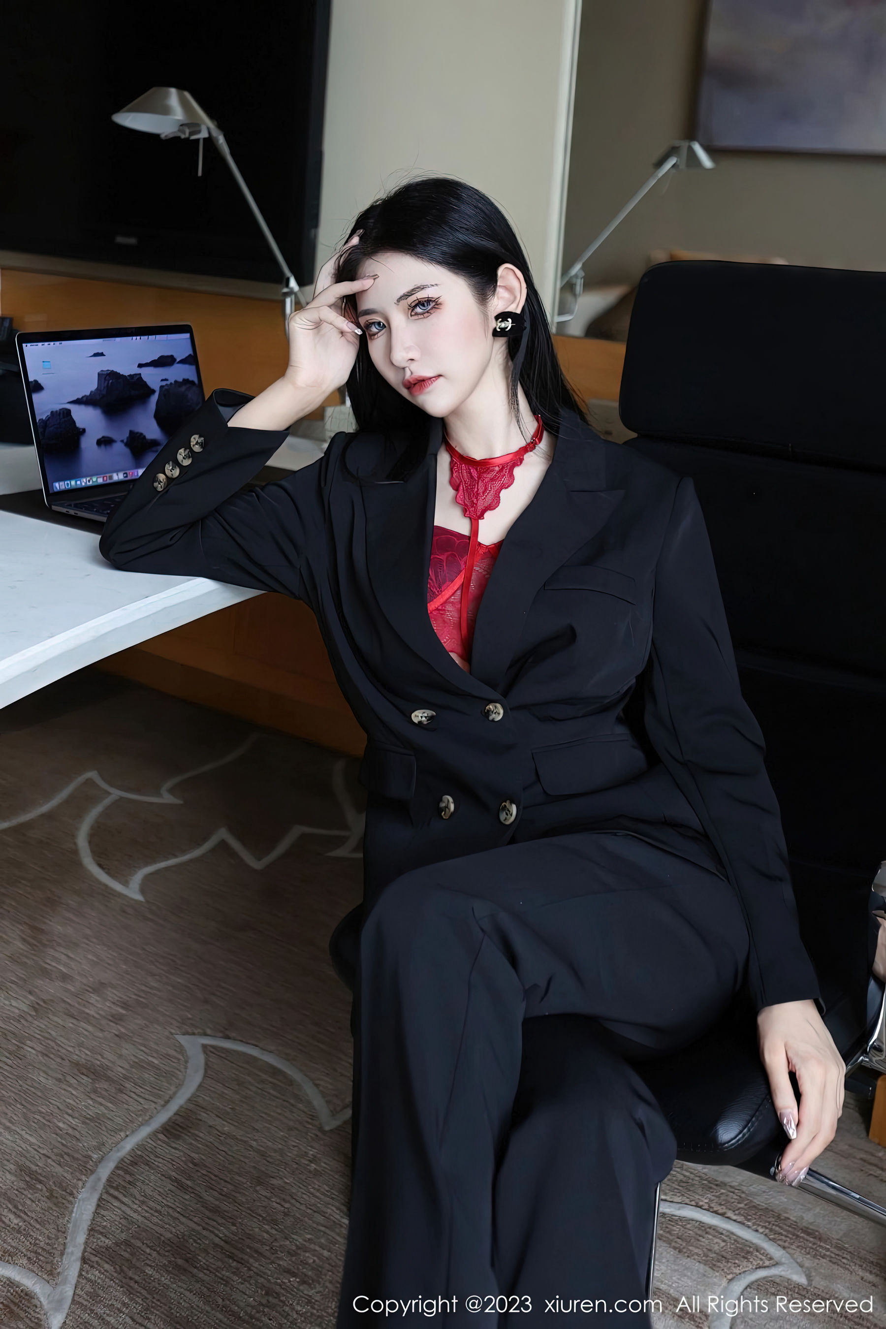 [秀人XiuRen] 2023.03.13 No.6402 依娜（111P）