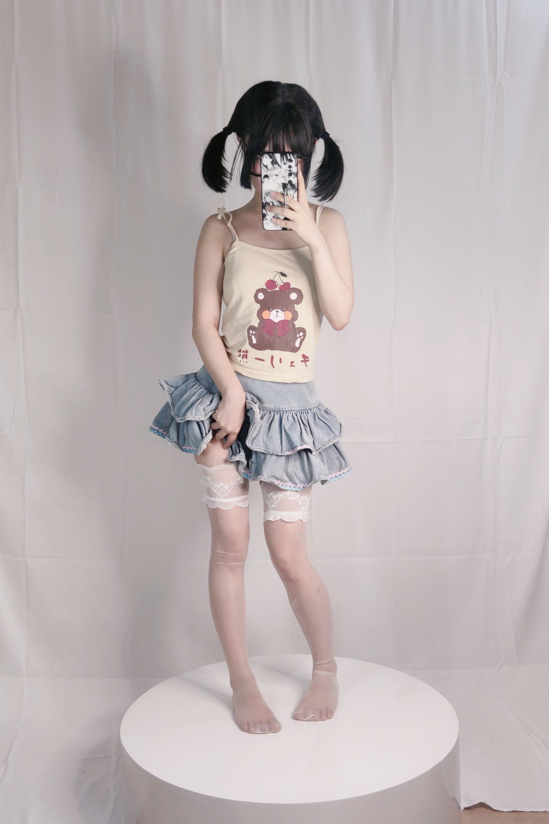 [福利COS] 神沢永莉 - 绫蛋糕裙吊带袜汐（21P）