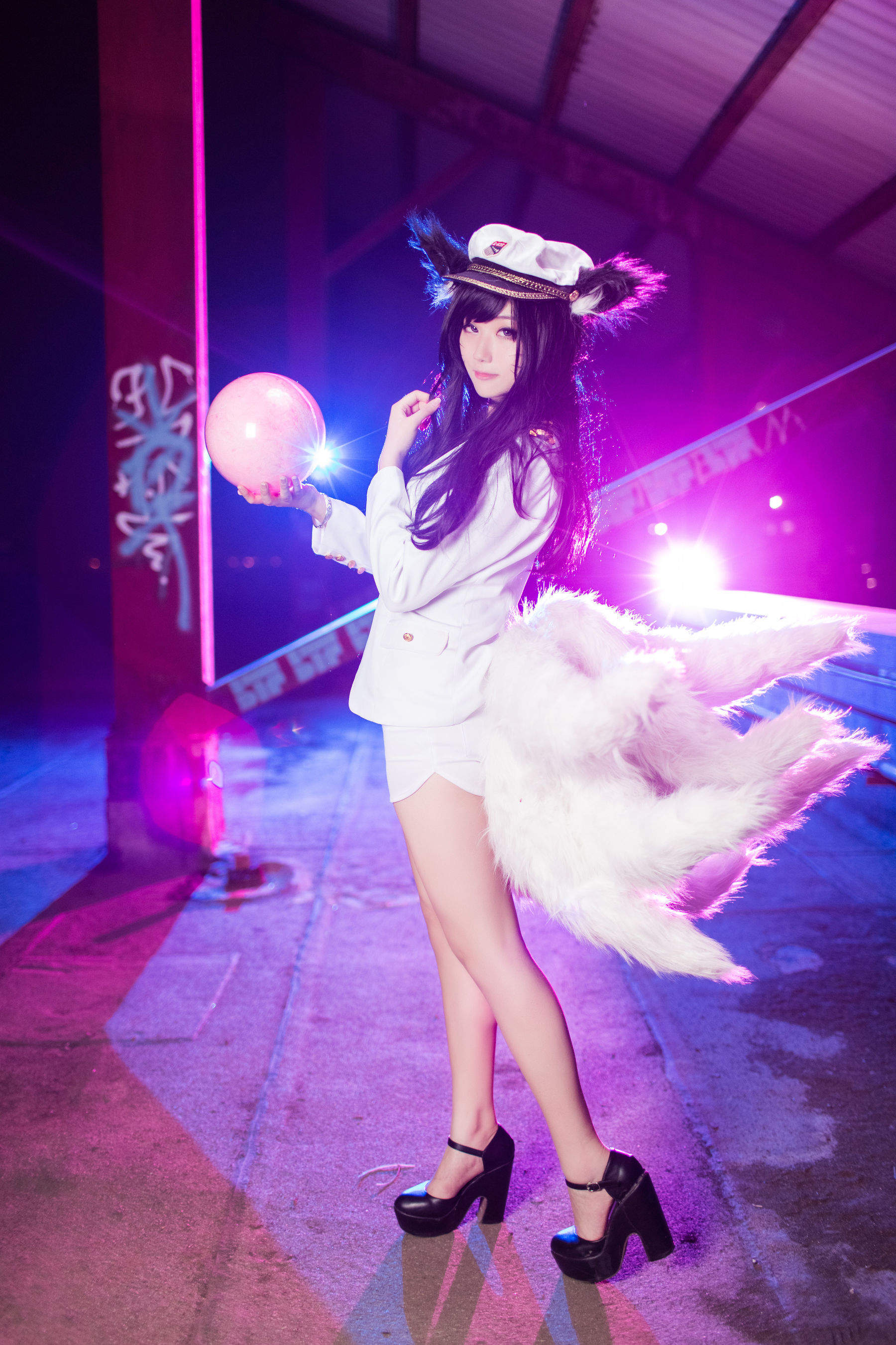 [福利COS] 动漫博主浅野菌子 - 英雄联盟 九尾妖狐阿狸（7P）