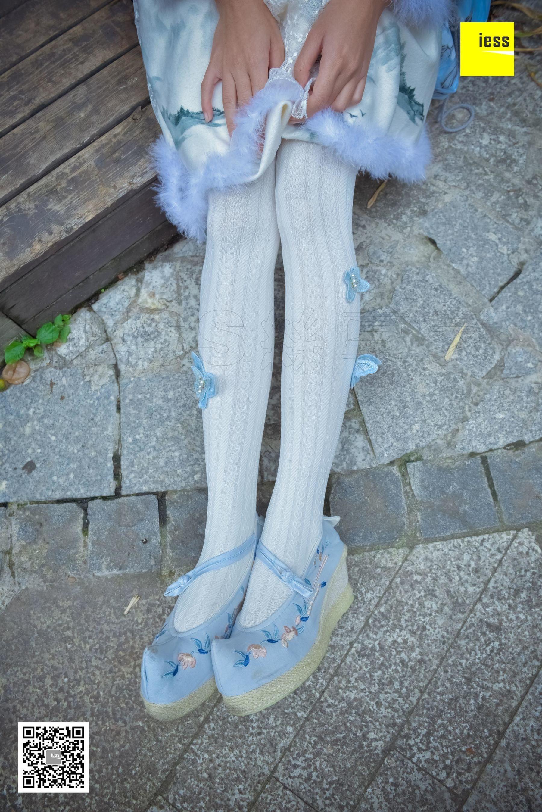 丝享家122 木木 《汉服绣花鞋白色袜》[IESS异思趣向]（96P）