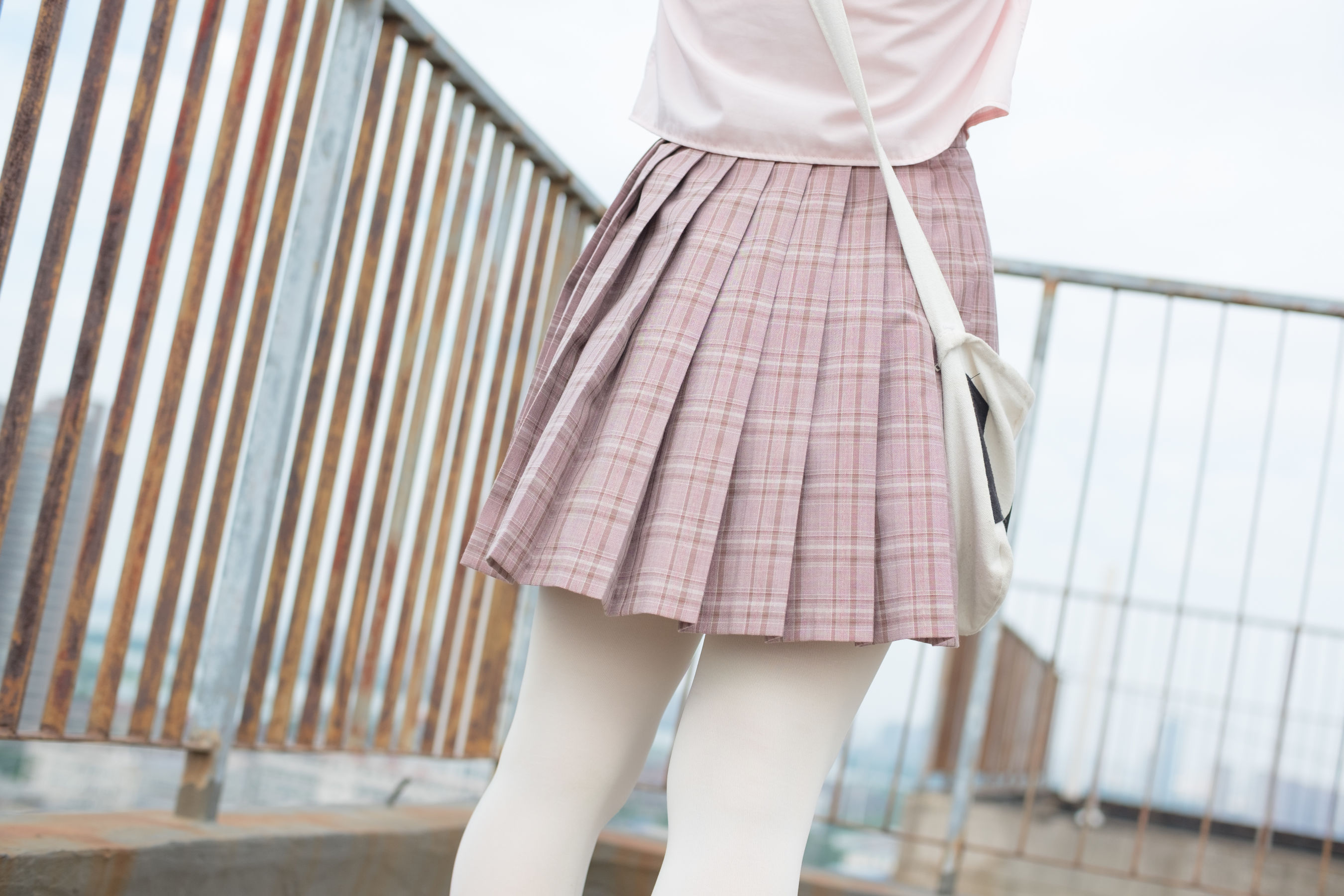 [森萝财团] BETA-001 高中生的户外白丝（91P）