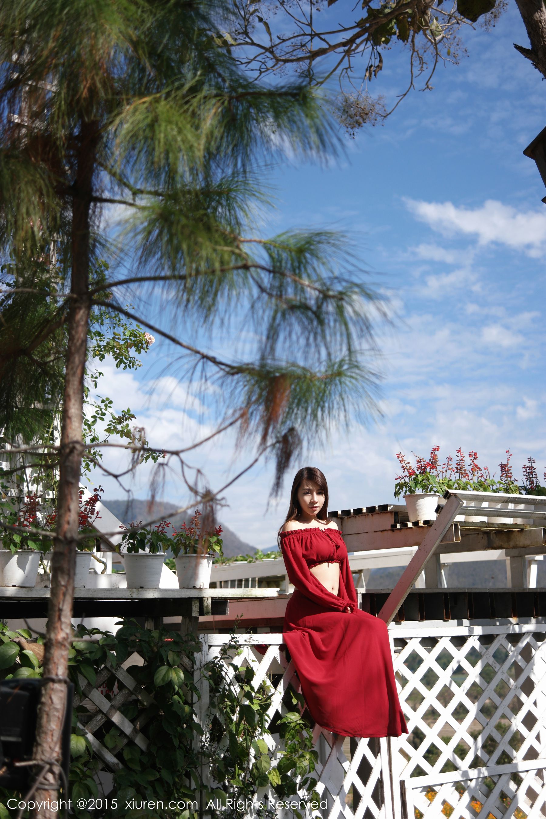 vetiver嘉宝贝儿《泰国旅拍》长裙女神系列 [秀人网XiuRen] No.303（49P）