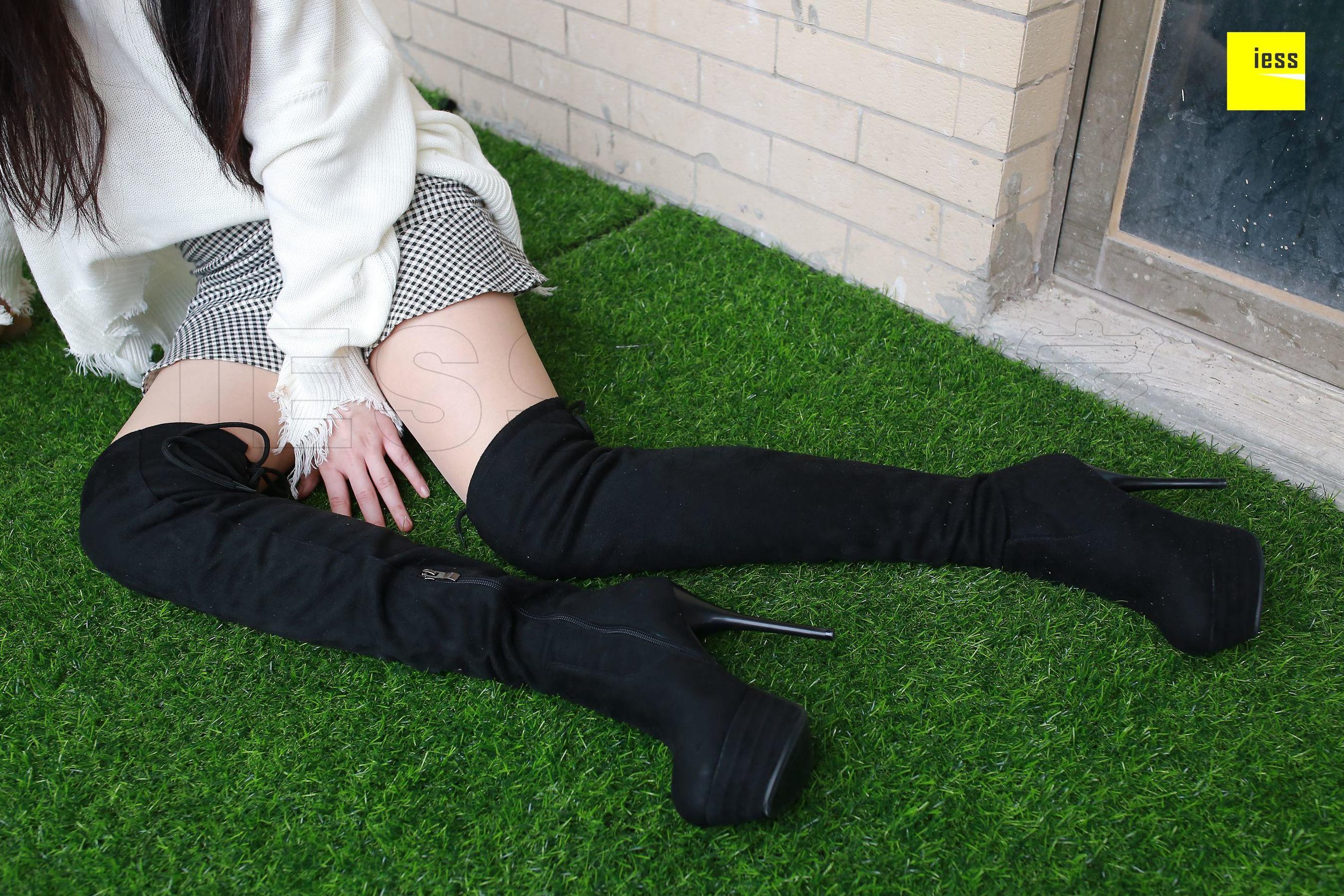 文欣《过膝长靴的诱惑》[异思趣向IESS] 丝享家180（98P）