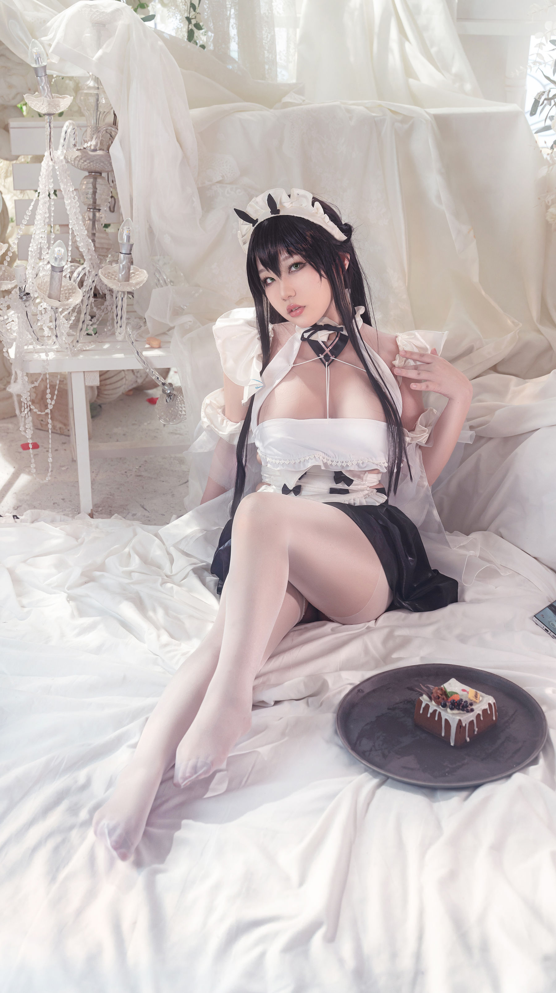 [福利COS] 七七娜娜子 - 不挠女仆（12P）