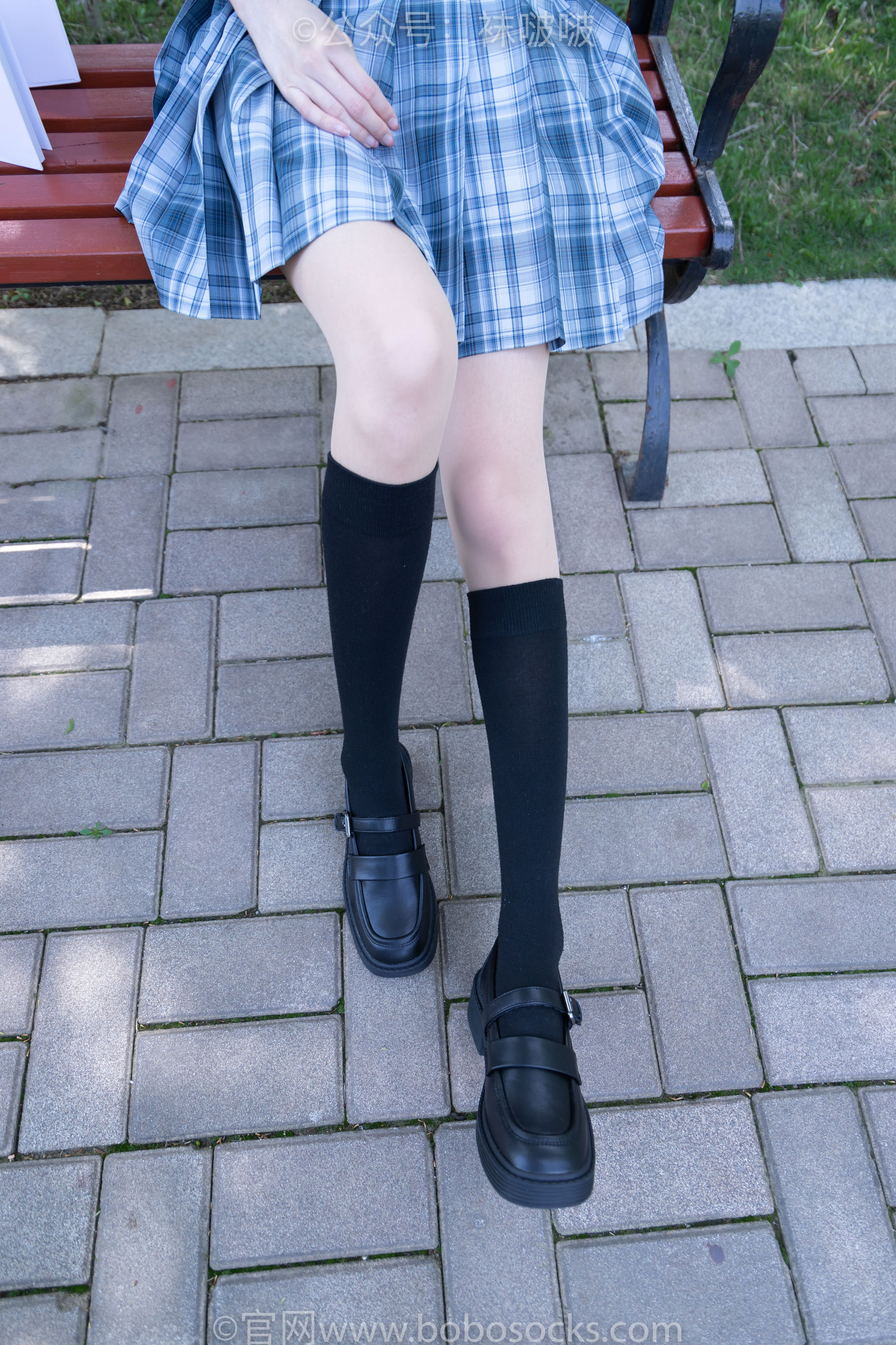 BoBoSocks袜啵啵 No.007 稚予-JK制服、皮鞋、黑色中筒棉袜、肉丝（140P）