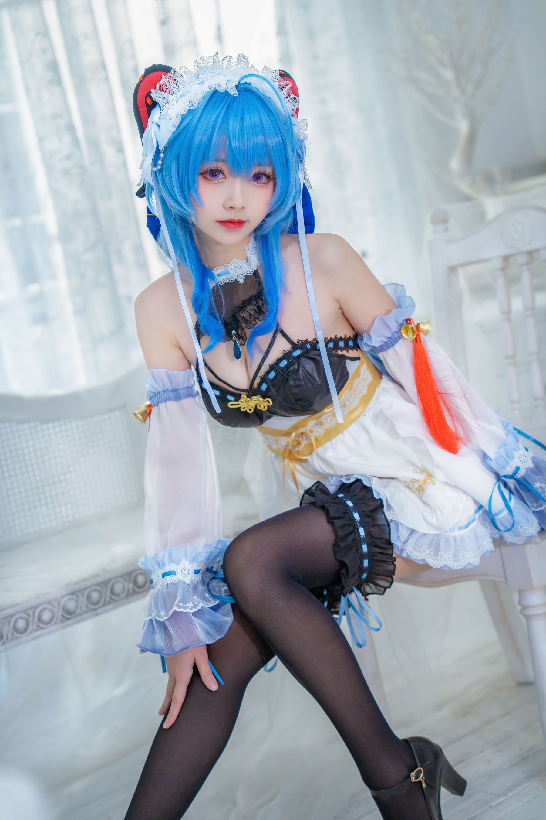 动漫博主大大卷卷小卷 - 甘雨女仆（20P）