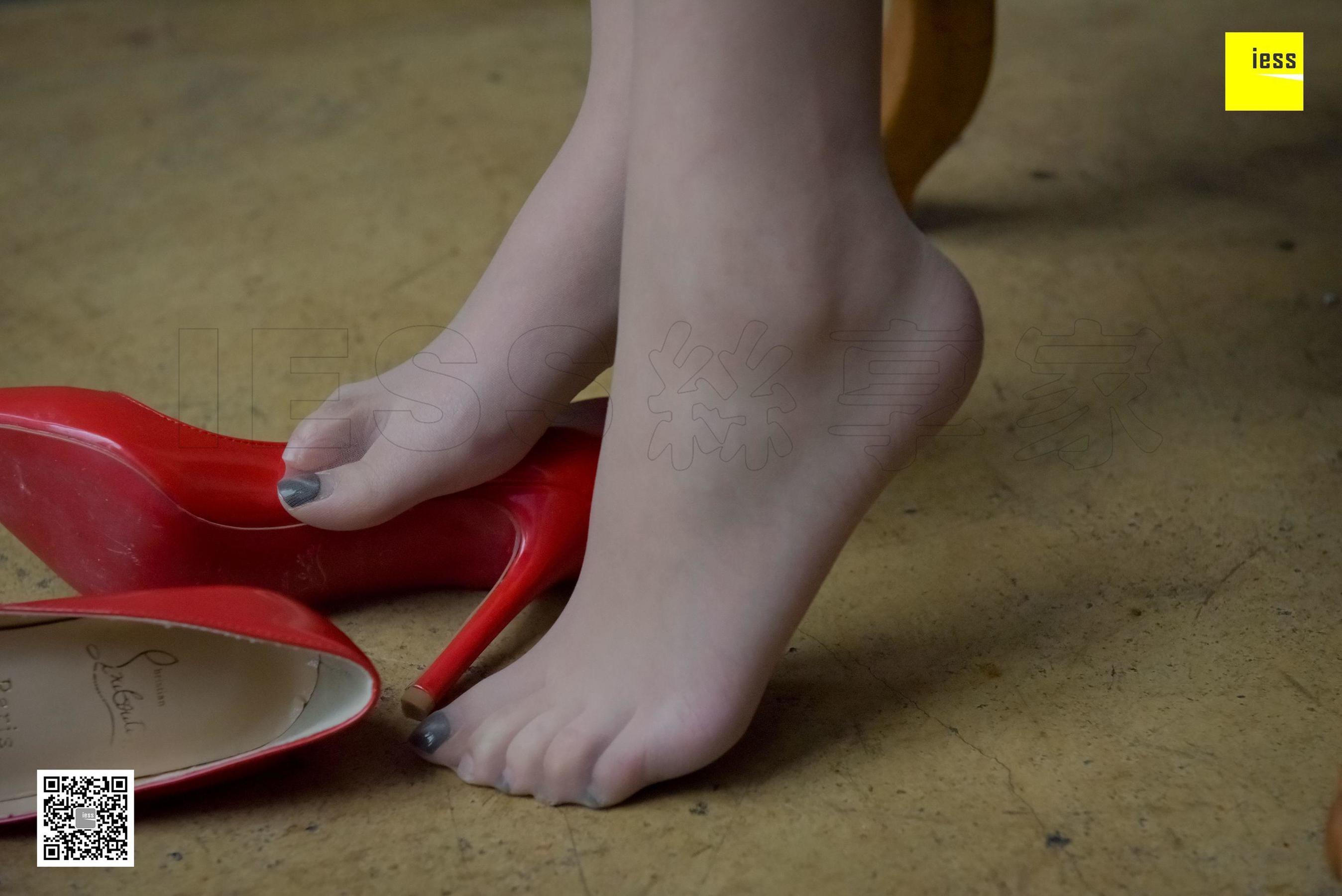 丝享家146 紫紫 《防滑底肉丝红色高跟》[IESS异思趣向]（79P）-写真套图网