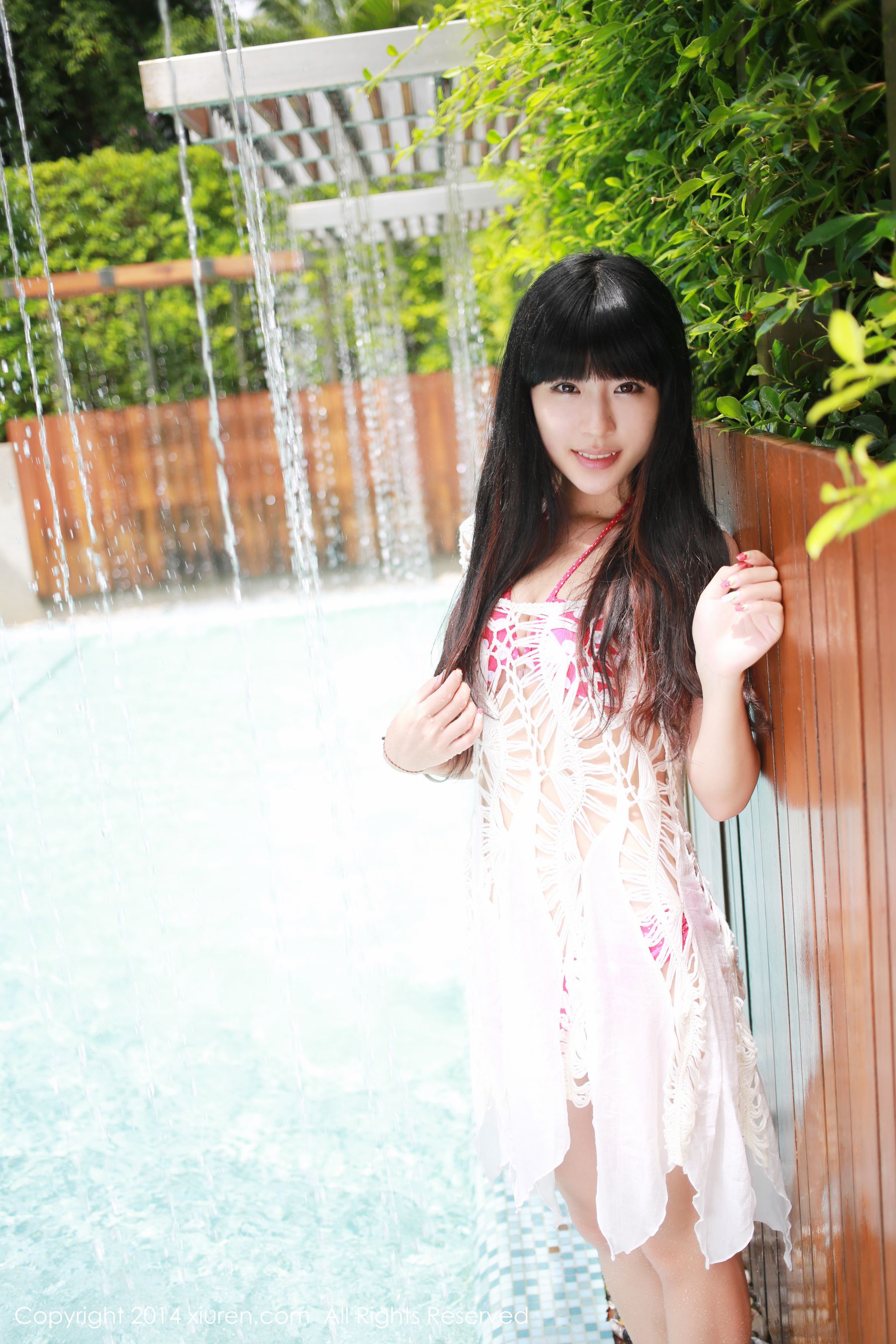 刘雪妮Verna《泰国旅拍》第一辑 [秀人网XiuRen] No.183（52P）-爱变色