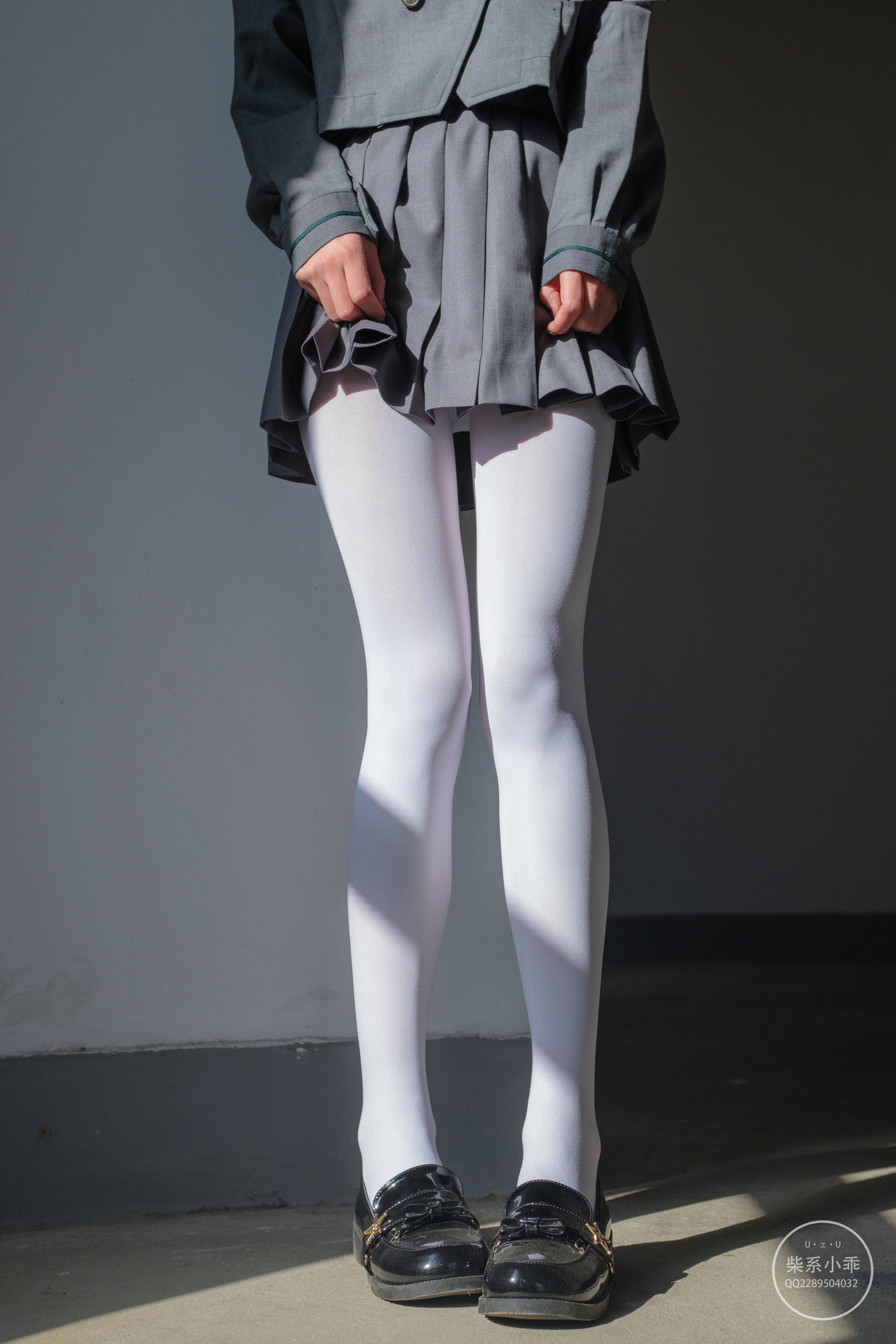 [福利COS] 柴系小乖(稚乖画册) - 夜夜 教室（61P）