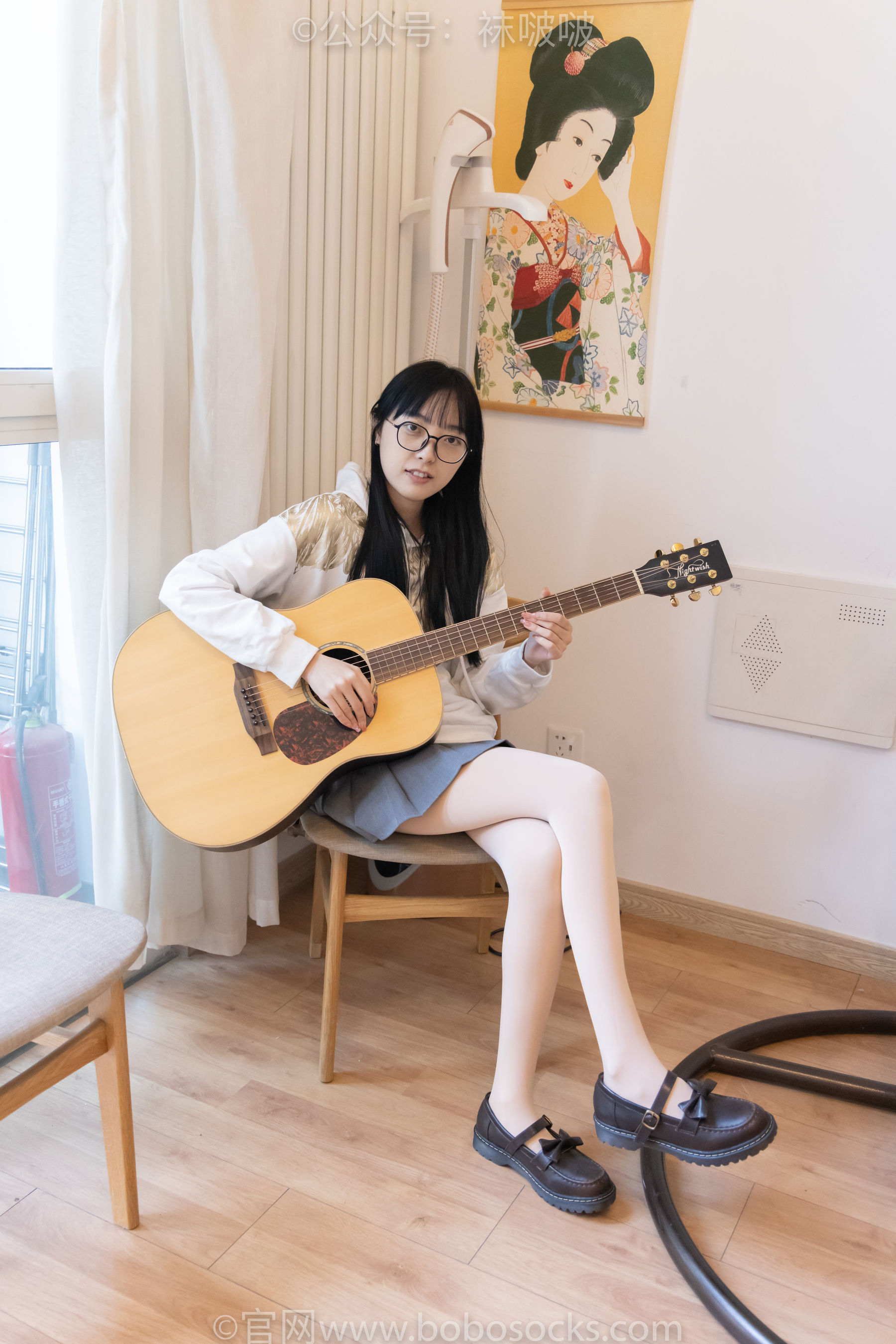 BoBoSocks袜啵啵 No.047 稚予-皮鞋、厚肉丝（131P）