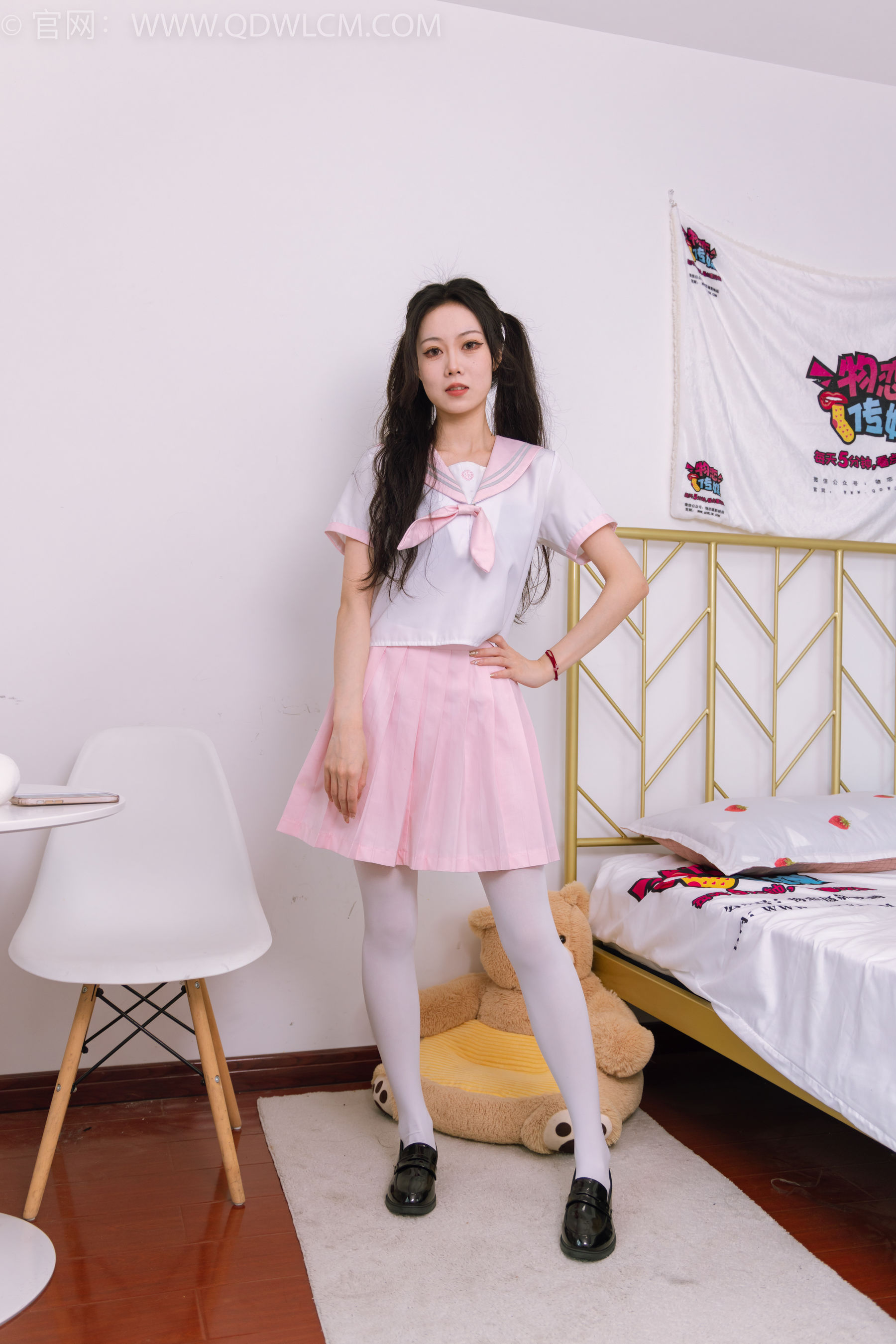 物恋传媒 No.1456 康康-神秘向日葵（147P）