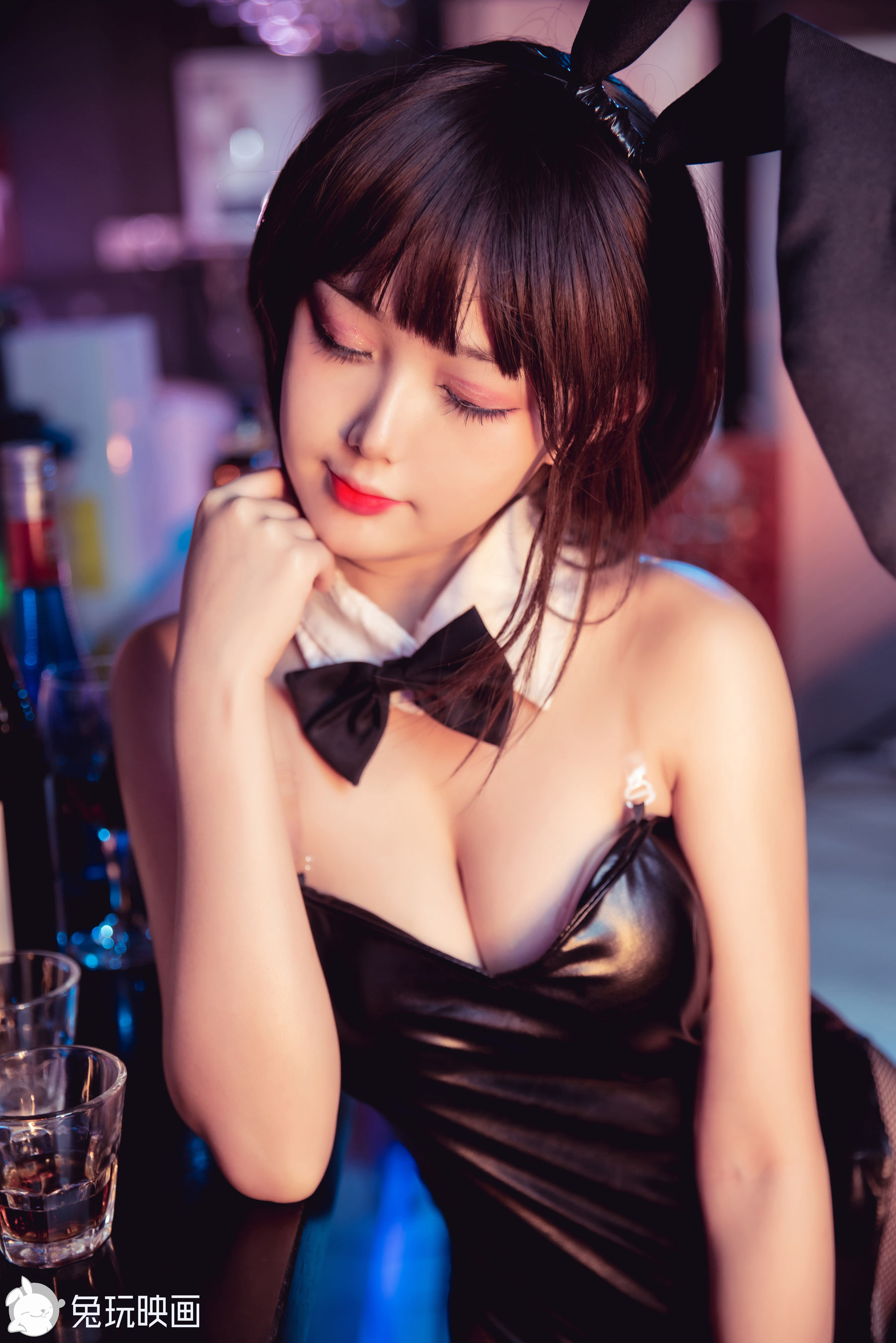 [兔玩映画] - 兔女郎 Vol.055 酒吧（40P）