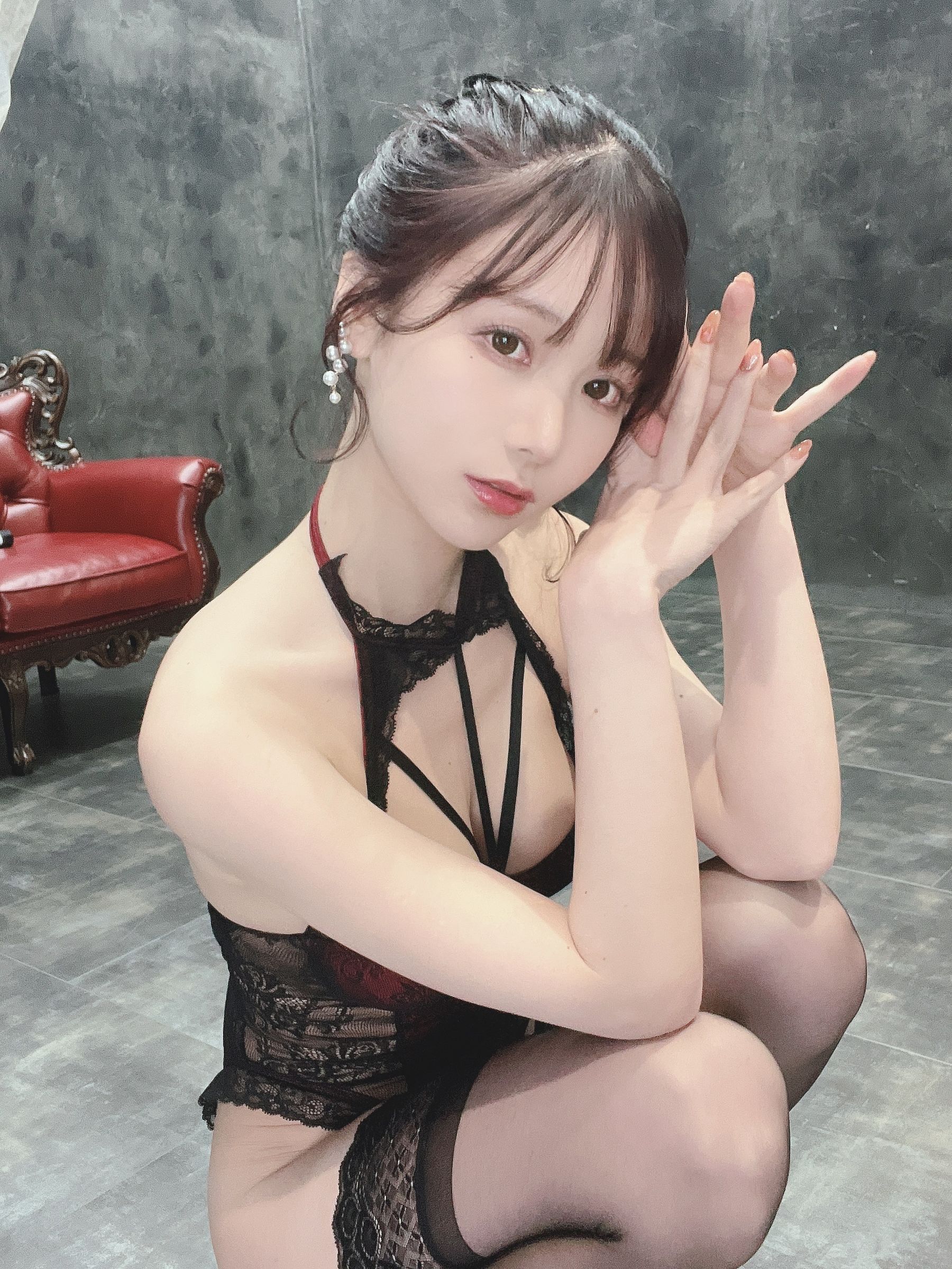 [福利COS] 日本甜美COSERけんけん[fantia] 2022.05 黒レース水着（18P）