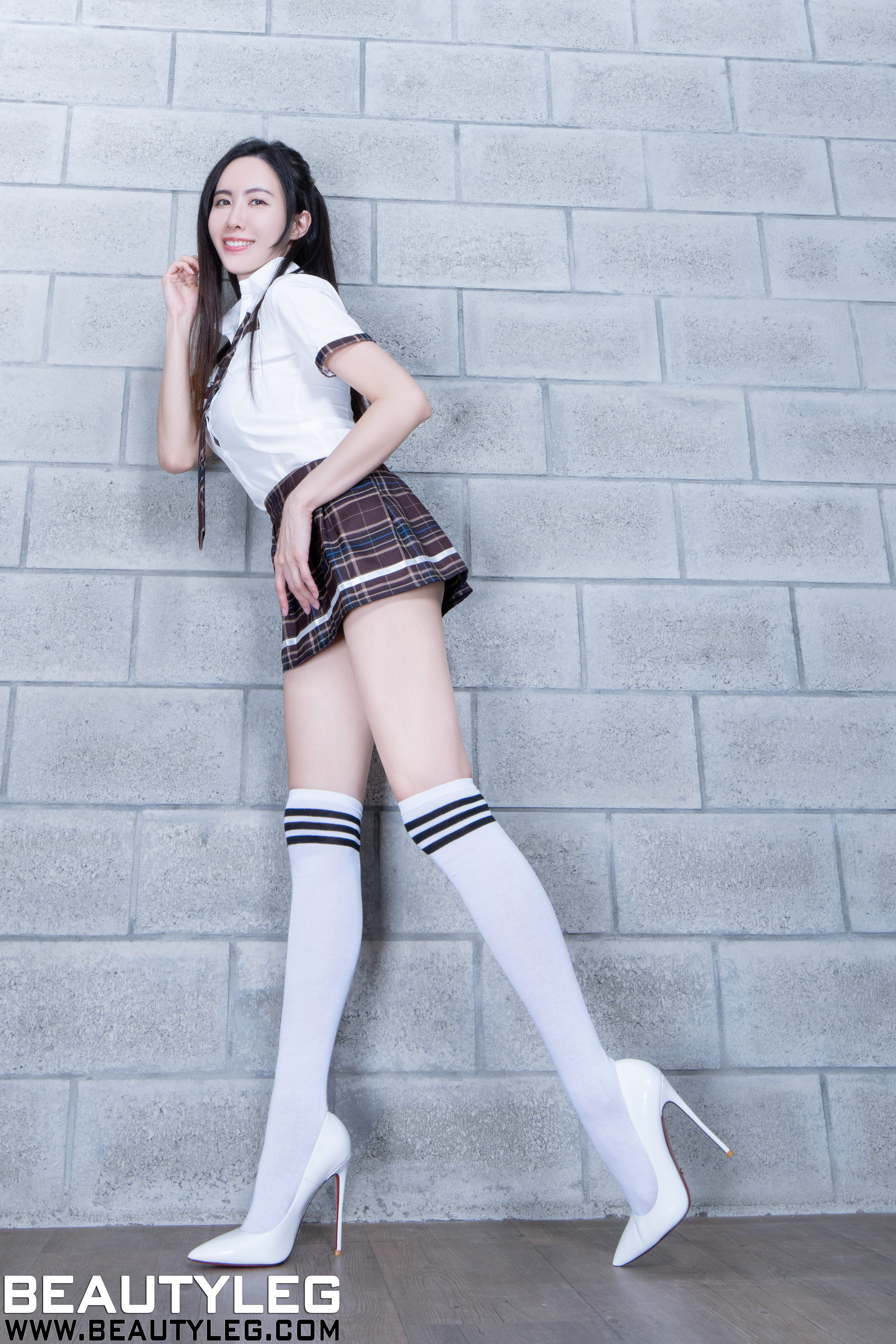 [Beautyleg] 2023.07.14 No.2300 Dora（53P）