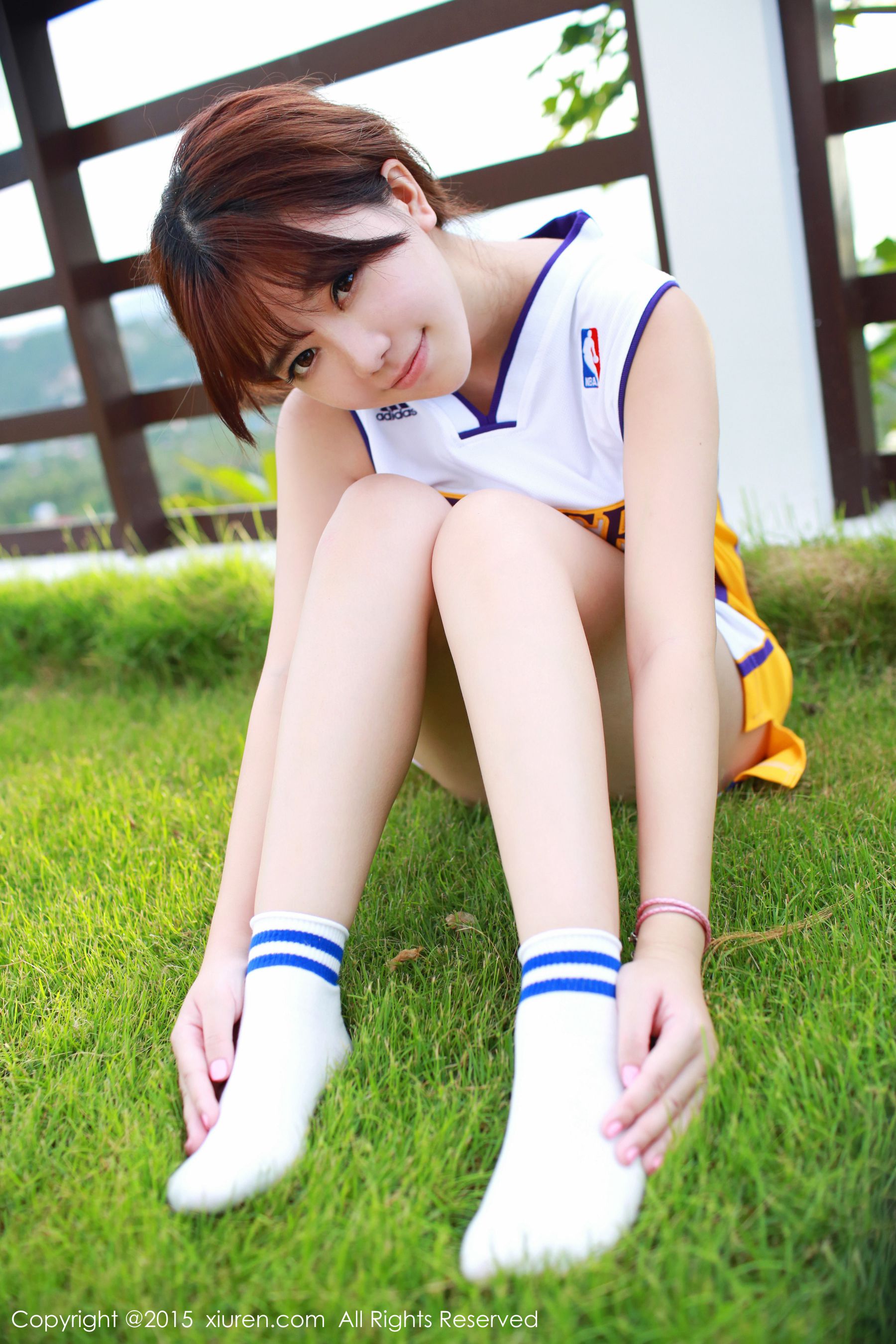 刘飞儿Faye《科比篮球服+布条内衣》 [秀人网XiuRen] No.452（62P）