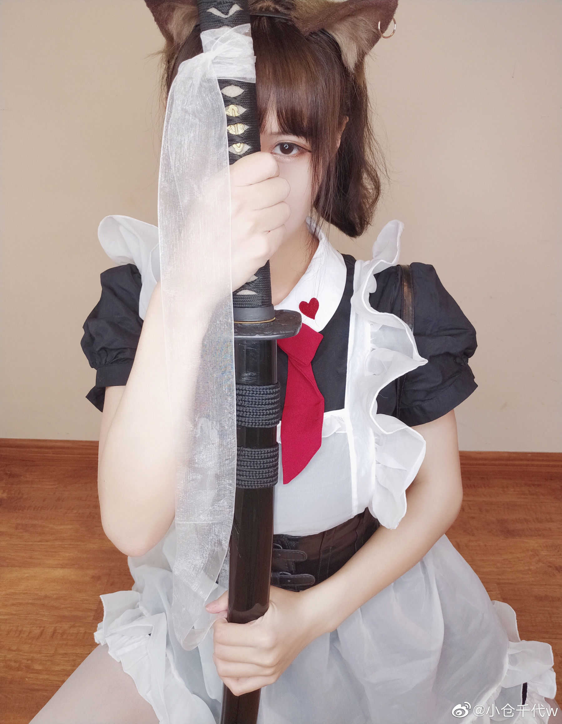 [福利COS] 动漫博主小仓千代w - 带刀女仆（9P）