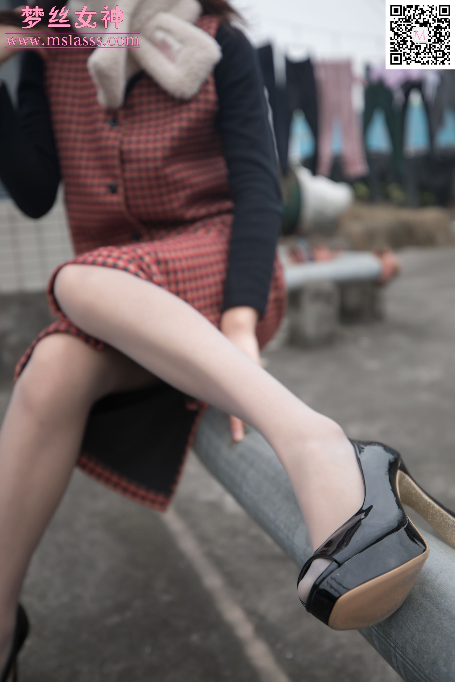 [梦丝女神MSLASS]  璇璇 天台少女（53P）