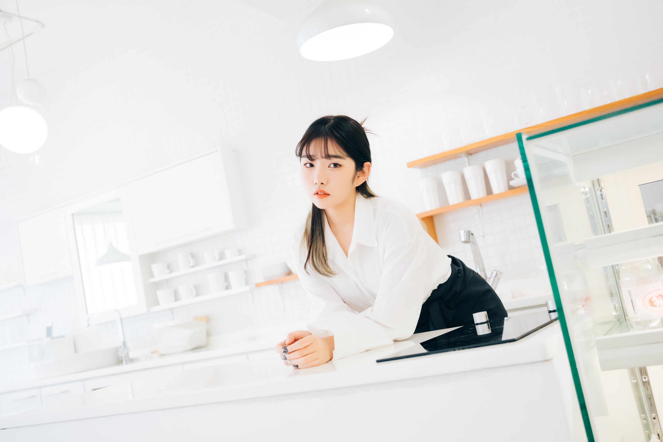 [LOOZY]  Sonson - Nude Apron（103P）