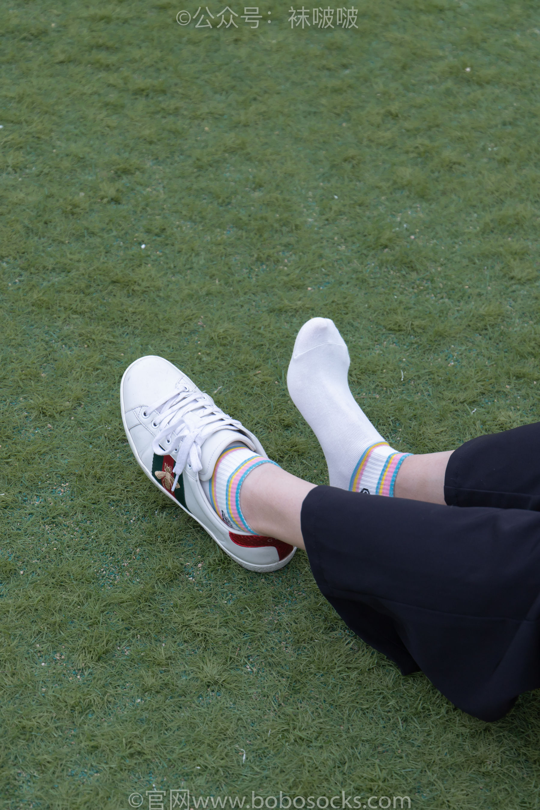 BoBoSocks袜啵啵 No.021 泡芙-板鞋、白棉袜、裸足（130P）