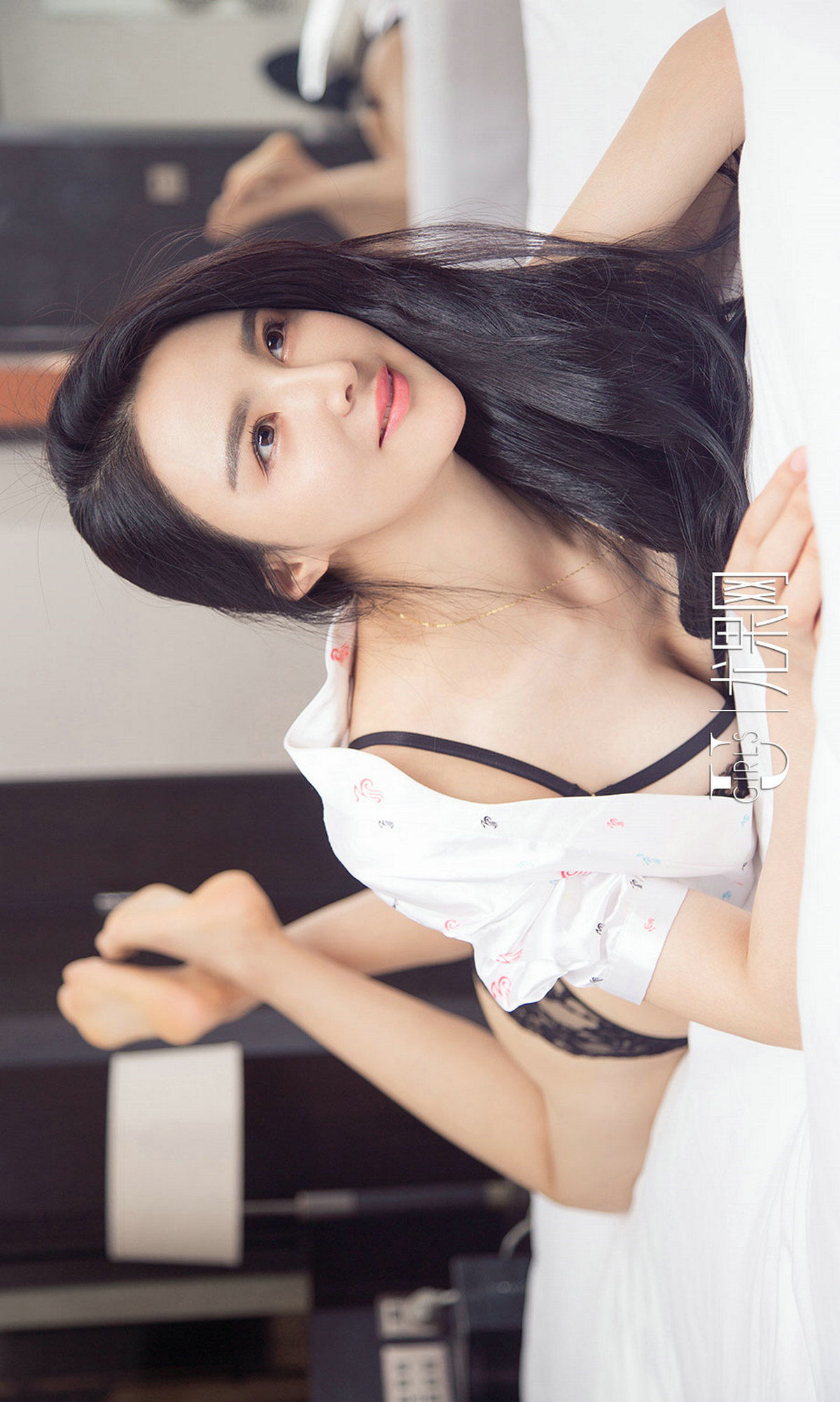 黛米《气质佳人》 [尤果圈] No.815（40P）