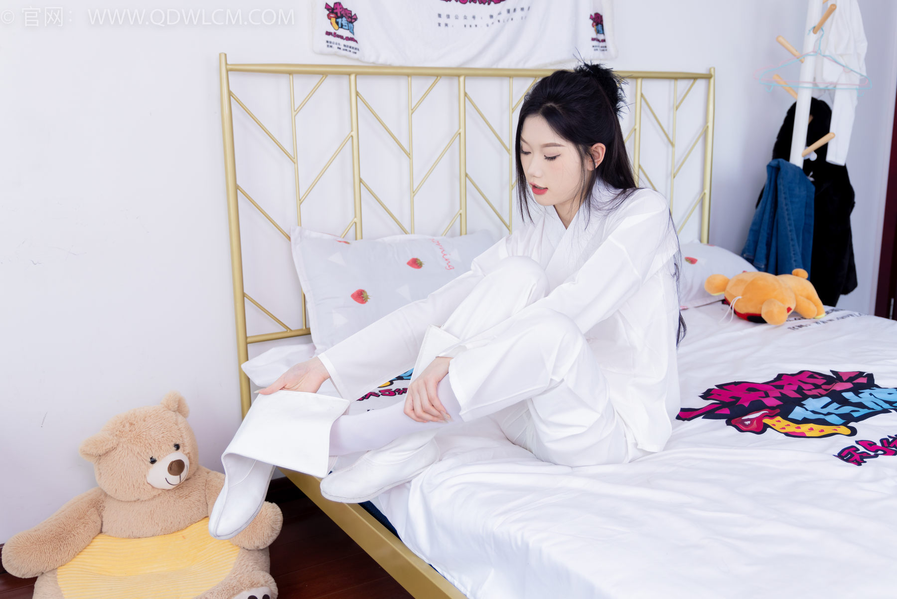 物恋传媒 No.1586 小竹-纯白小仙女（183P）