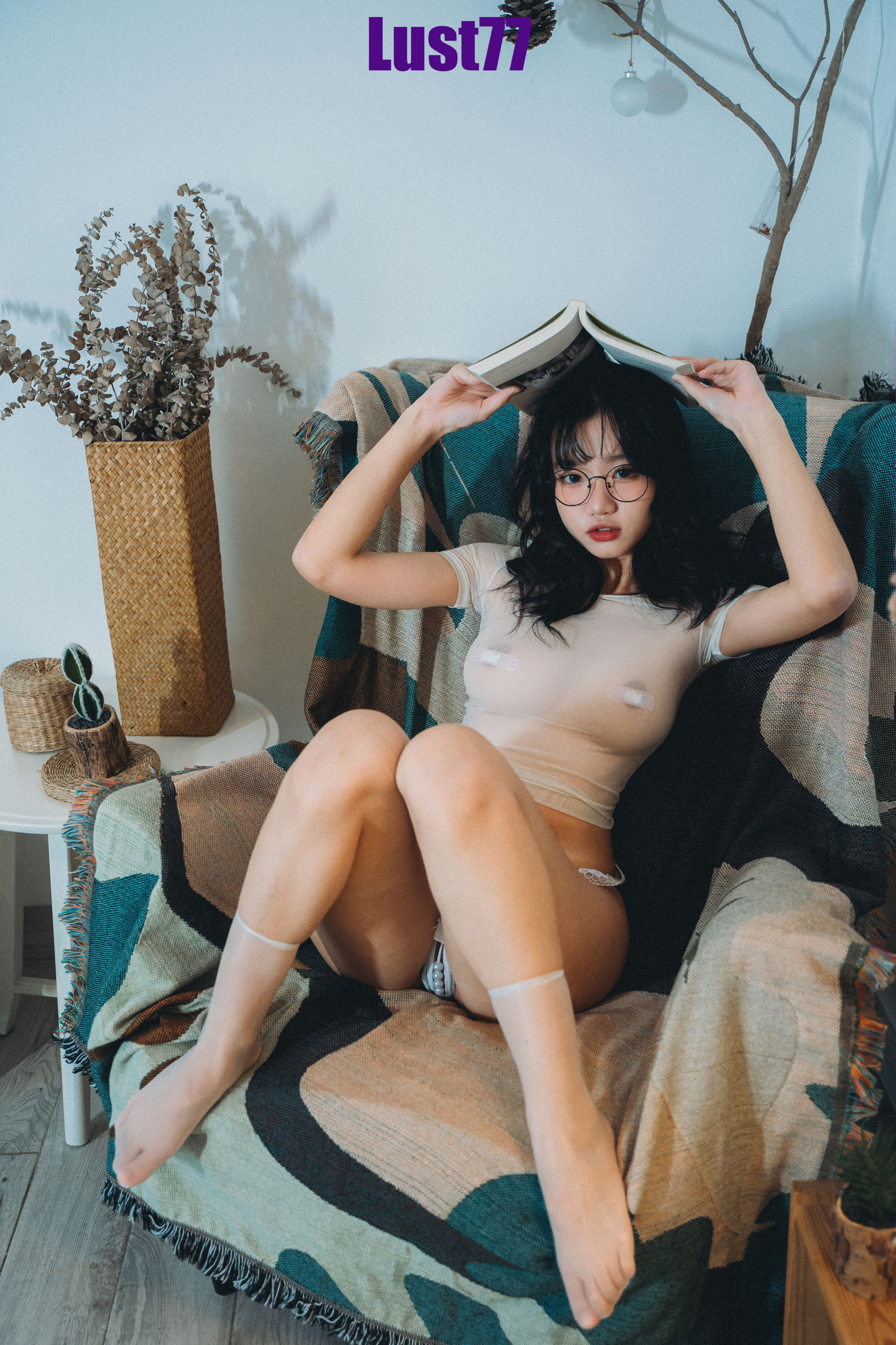 [福利COS] 动漫博主柒柒要乖哦 - 少女记实录（75P）