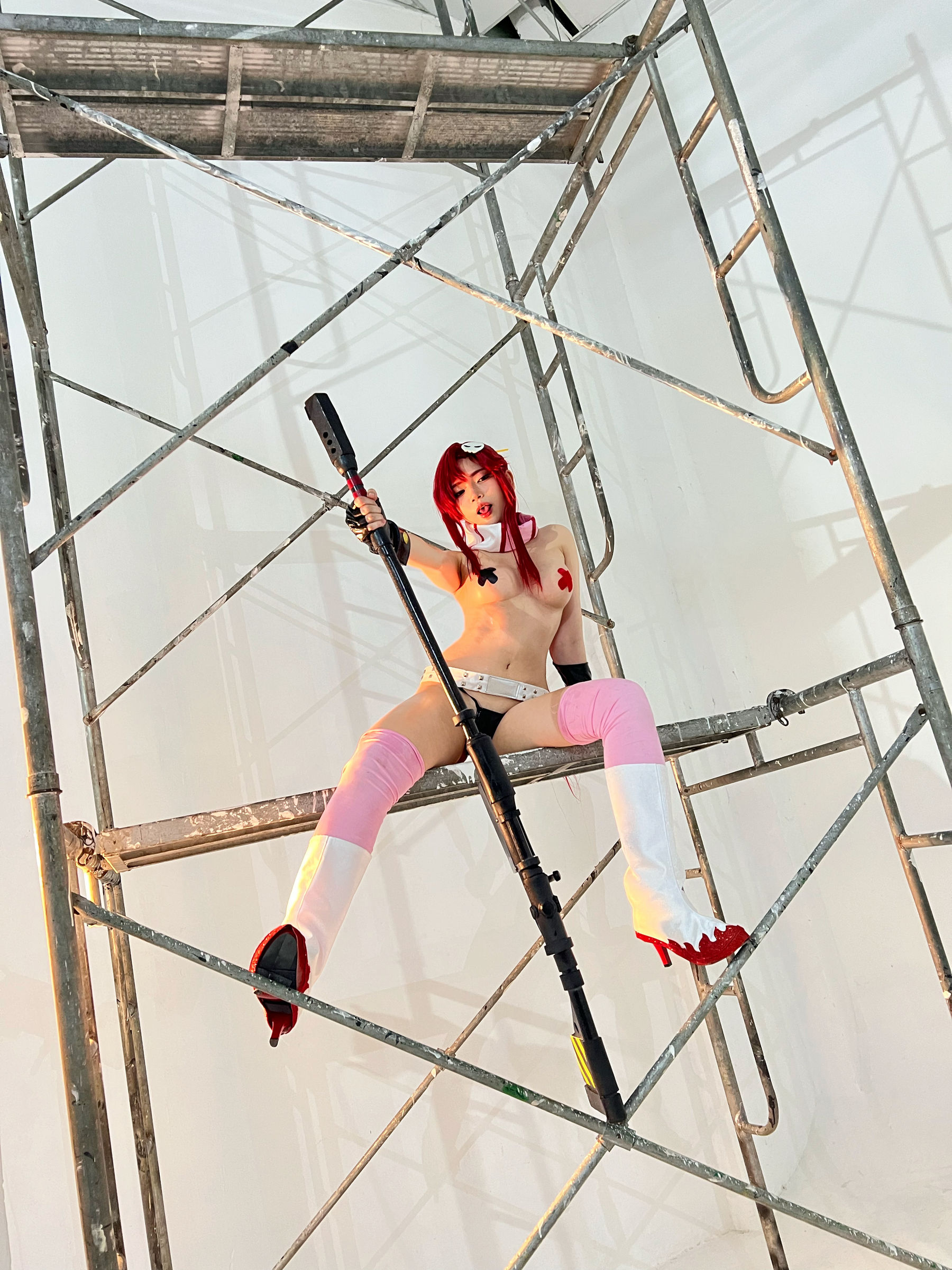 ZinieQ - Yoko Littner（38P）