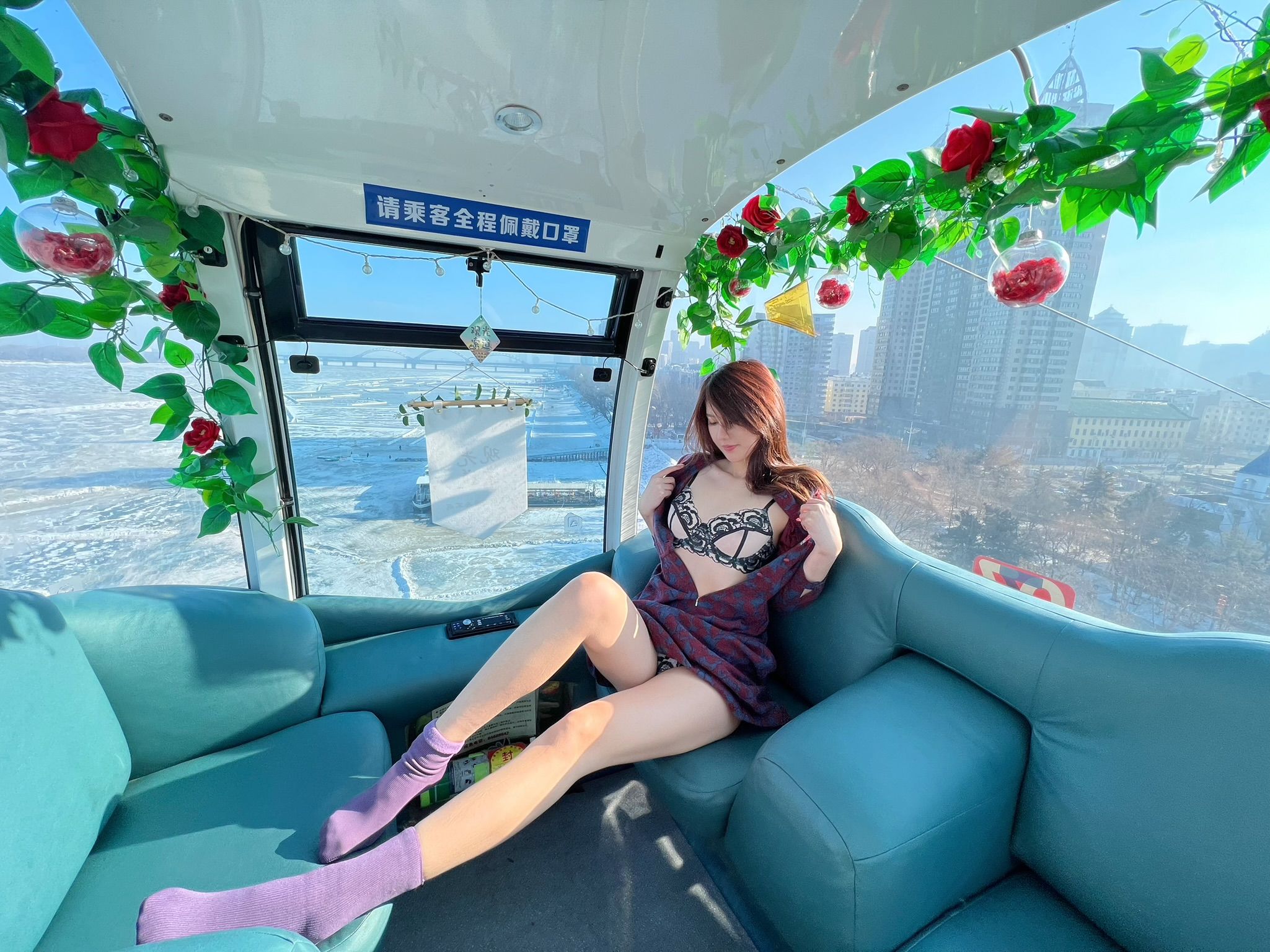 美女模特Azhua19970(阿朱啊) -   缆车（9P）