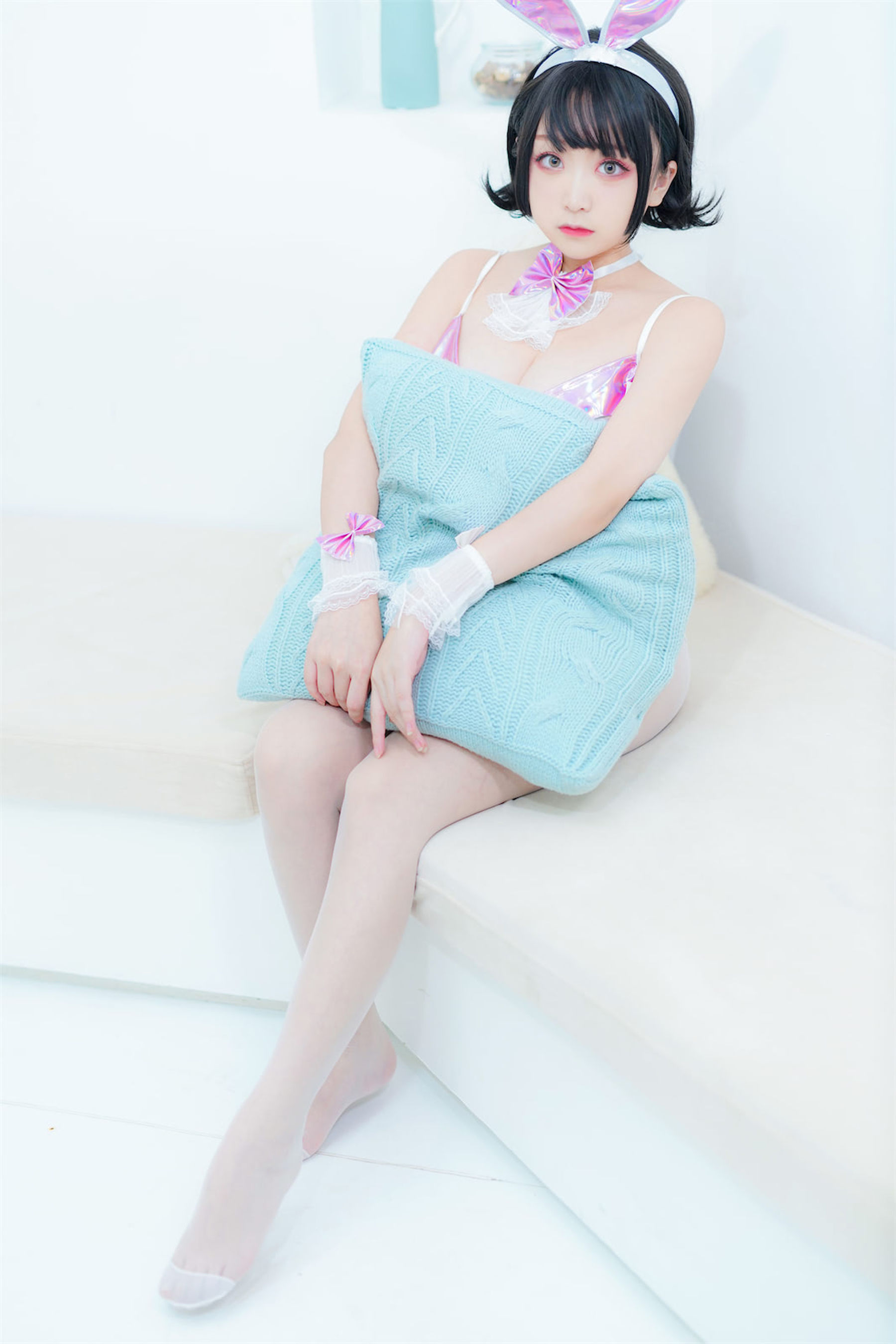 [福利COS] 动漫博主恩田直幸 - 镭射兔兔（45P）