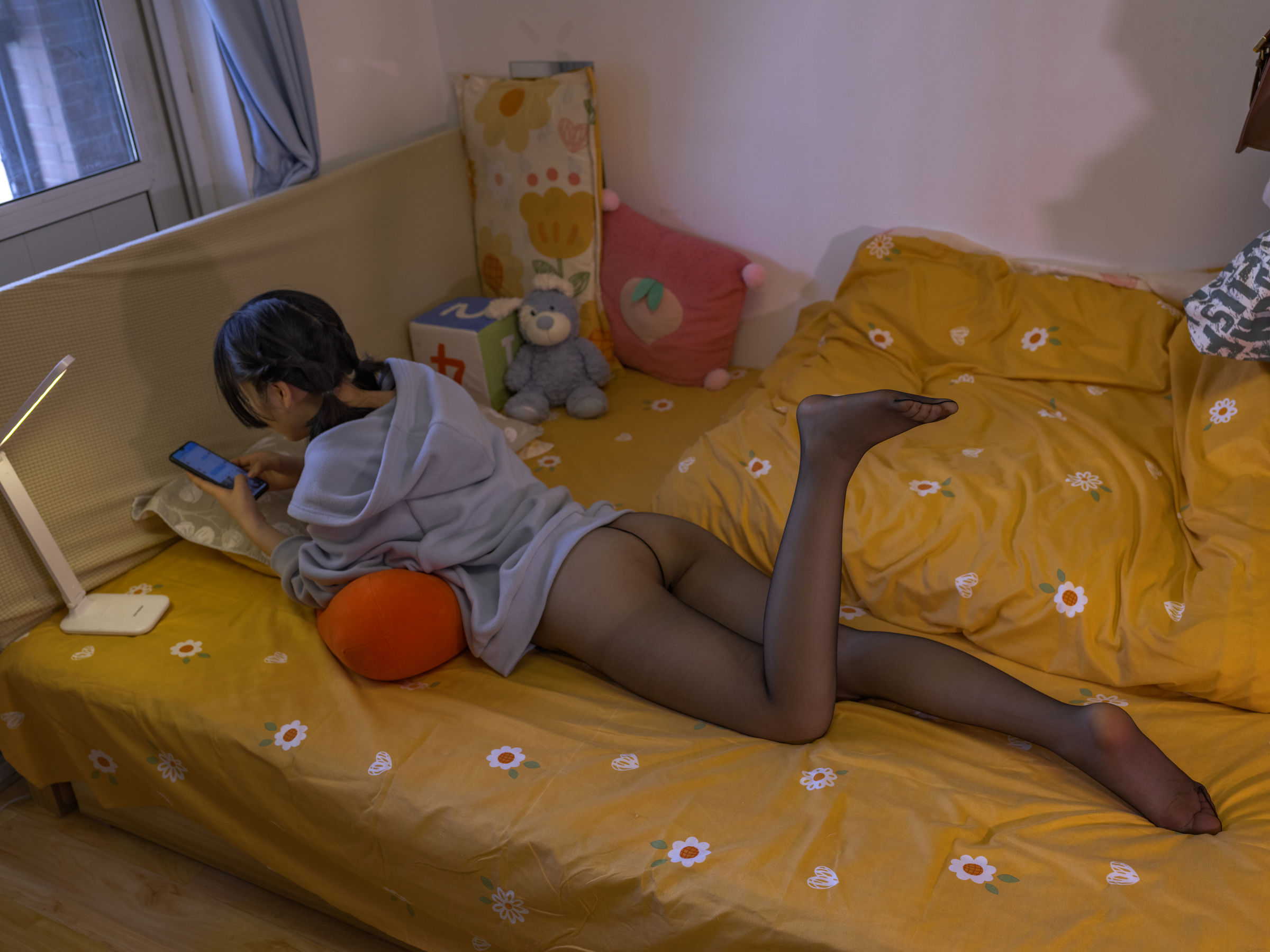 森萝财团写真 月下007 小夜 黑丝 10D 超薄（99P）