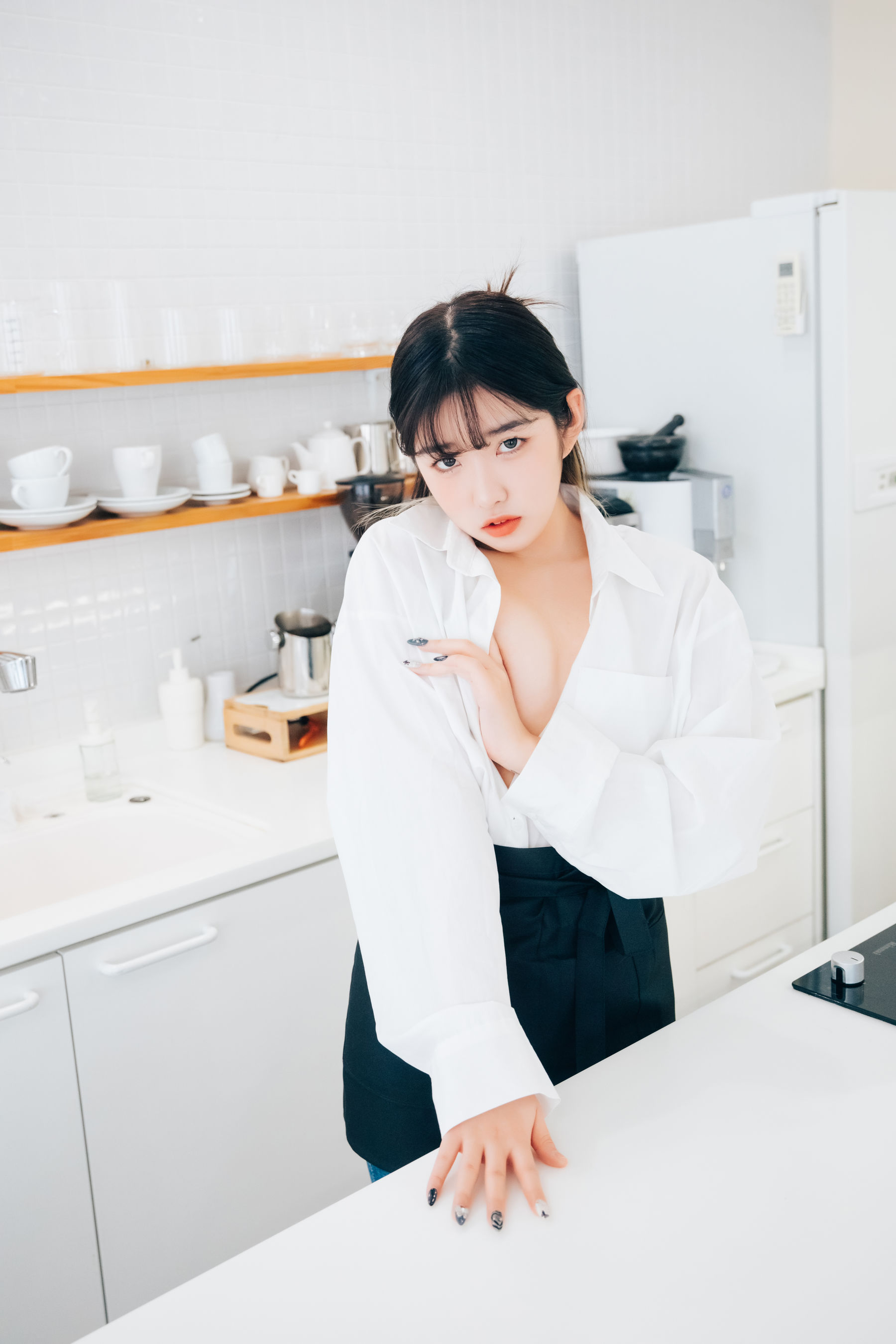 [LOOZY]  Sonson - Nude Apron（103P）