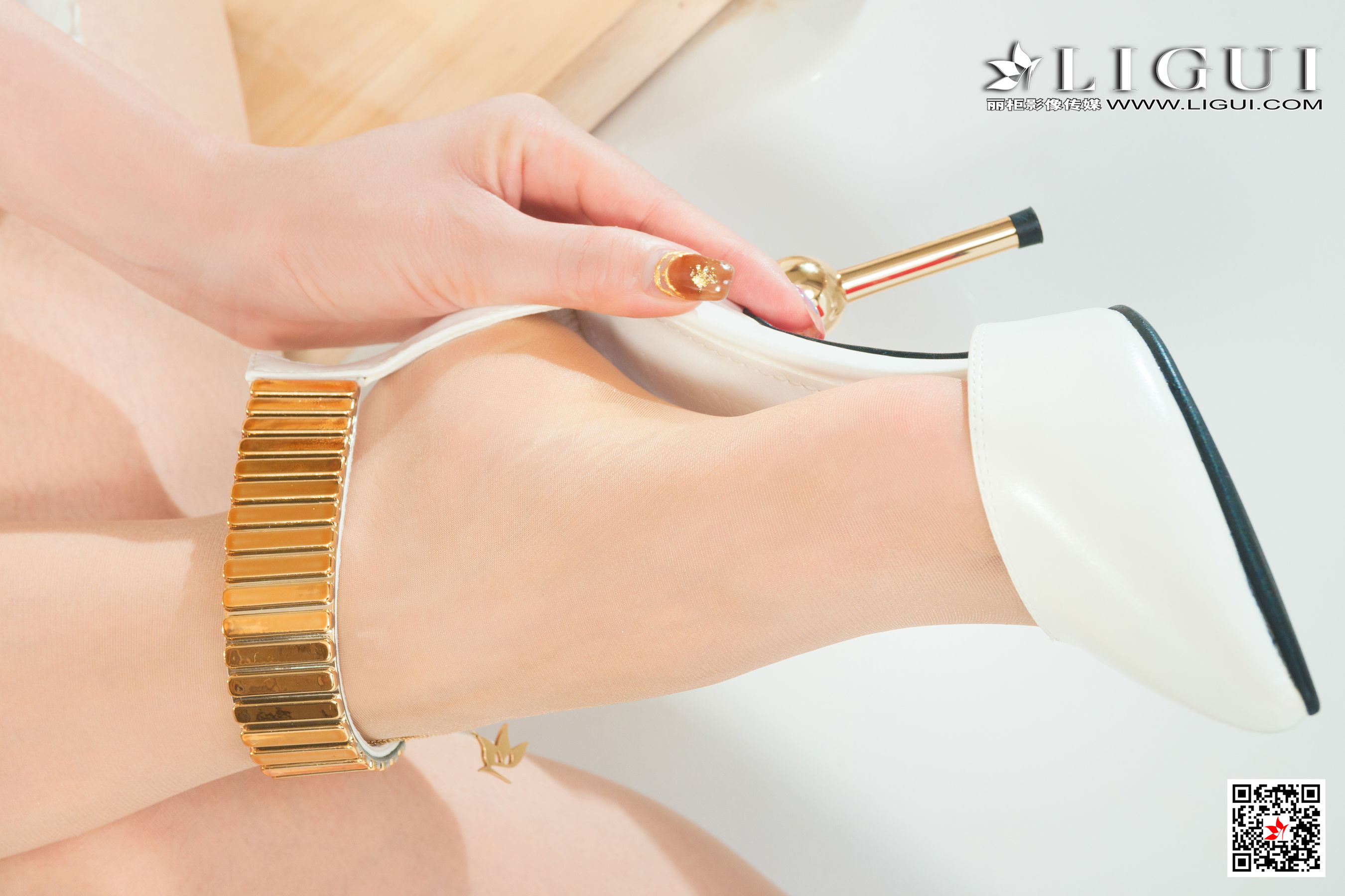 [Ligui丽柜] 2021.10.13 美浴香丝 玉儿（60P）