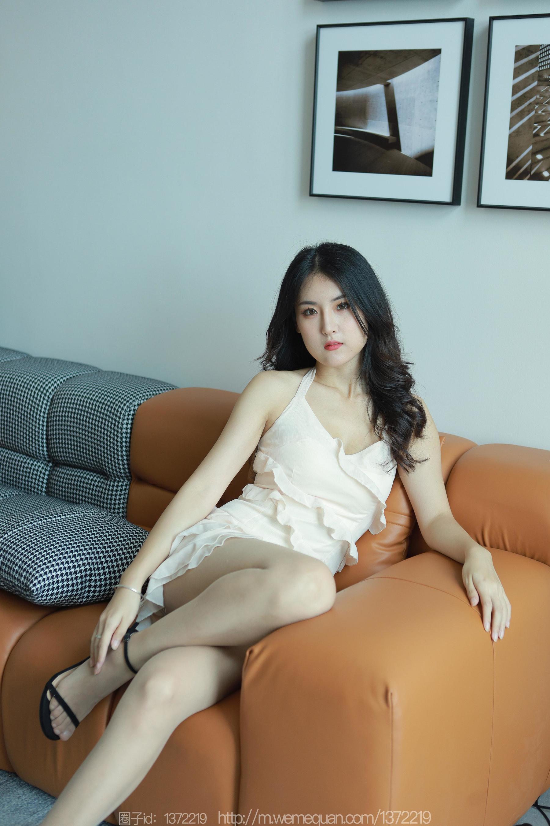 IESS异思趣向 - 模特：小宝 《一字凉鞋》（88P）