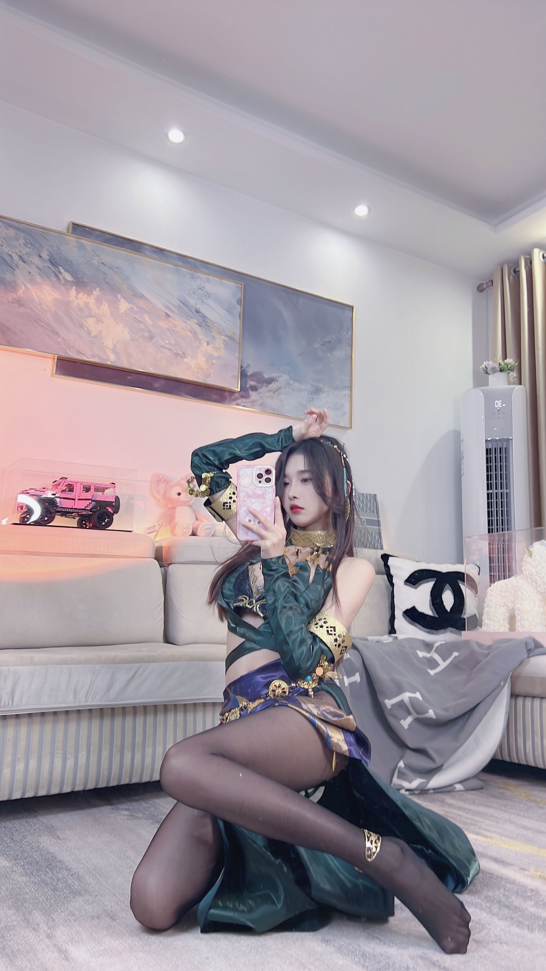 虎牙小小奶瓶儿 - 迦南（17P）