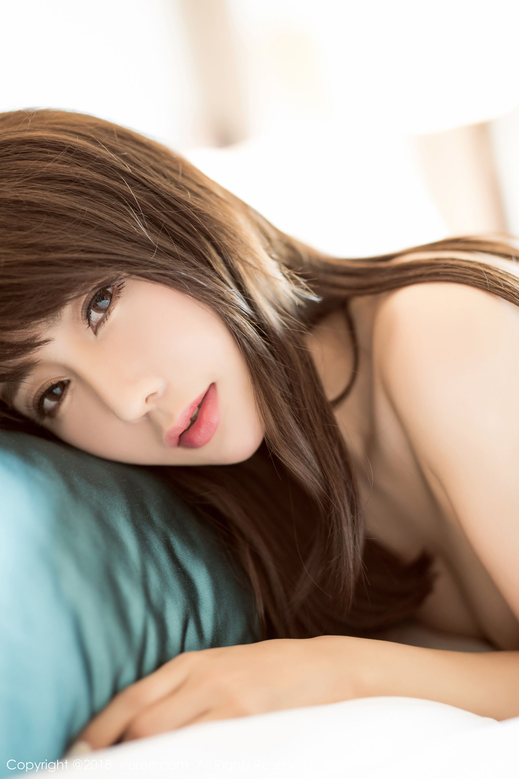 模特楚恬Olivia《黑丝OL与猫耳装扮》 [秀人XIUREN] No.1037（50P）