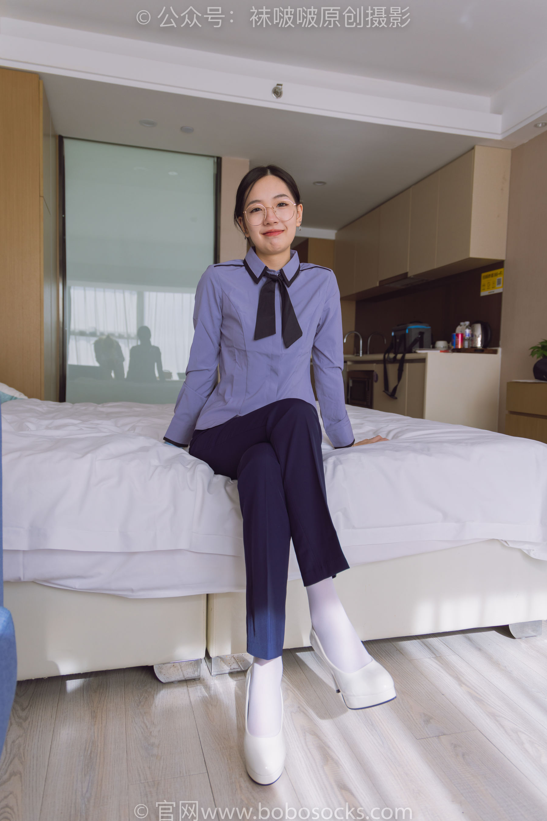 BoBoSocks袜啵啵 No.178 小甜豆-高跟鞋、厚白丝、ol风裤里丝（138P）