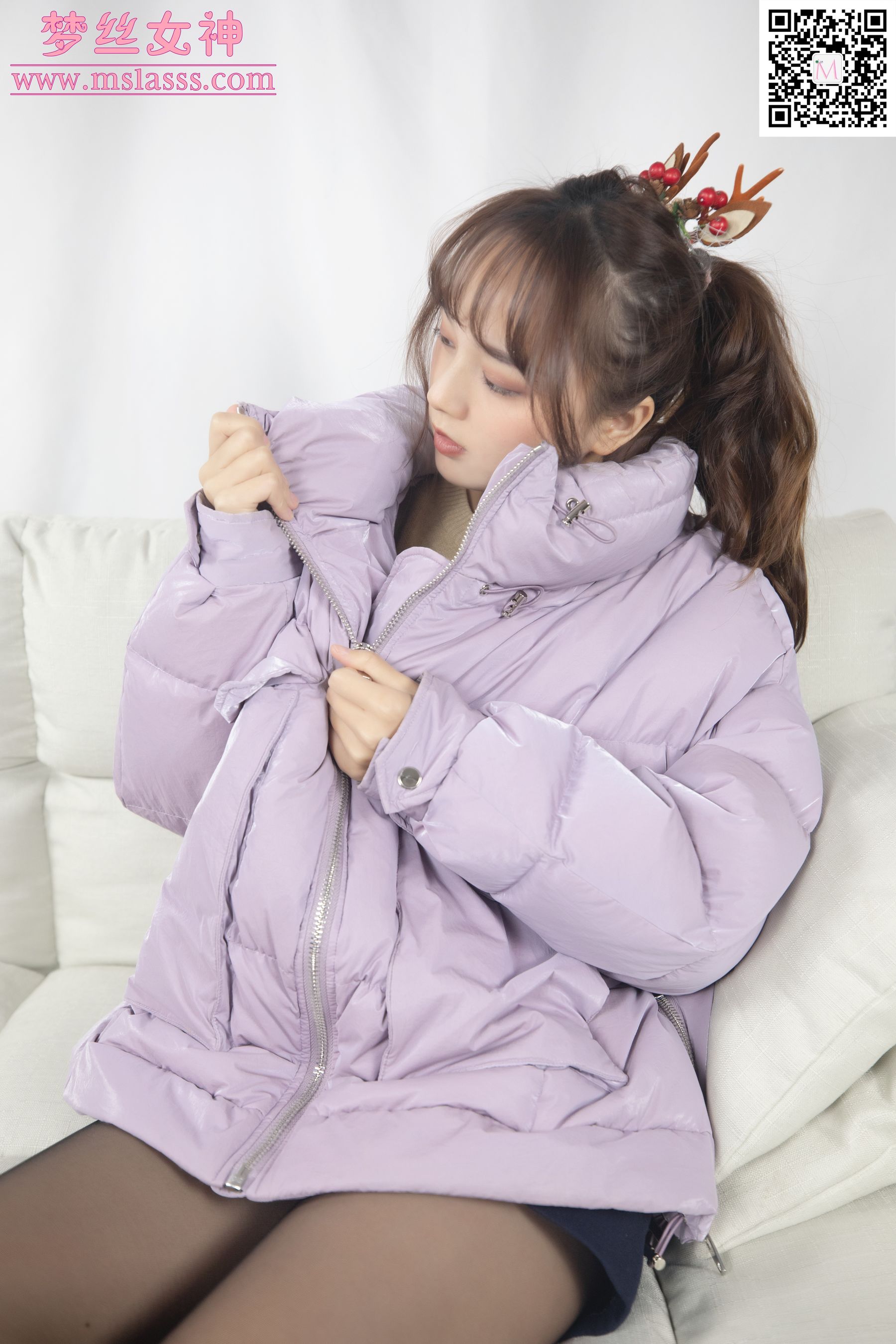 [梦丝女神MSLASS]  玥玥 黑丝迷人（57P）