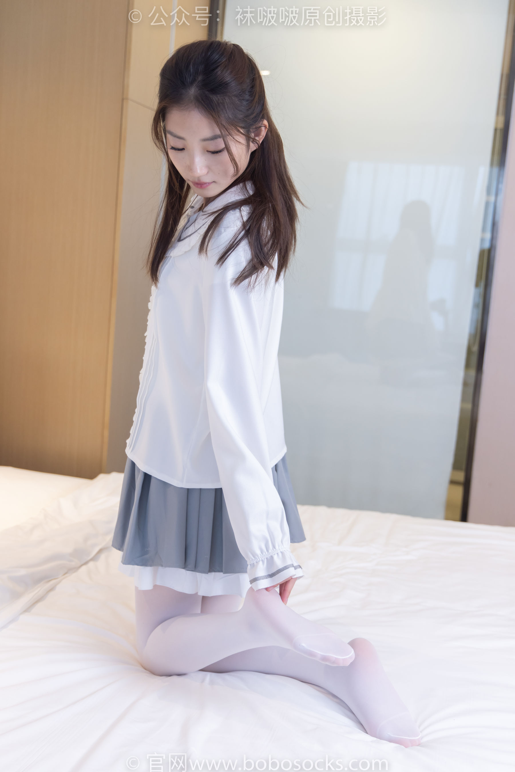 BoBoSocks袜啵啵 No.211 小沫 -高跟鞋、厚白丝（142P）