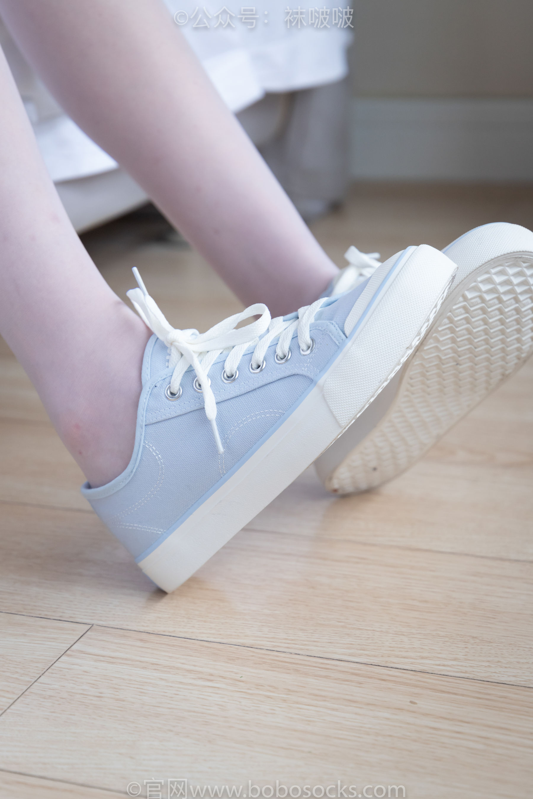 BoBoSocks袜啵啵 No.005 小甜豆-帆布鞋、薄白丝（133P）