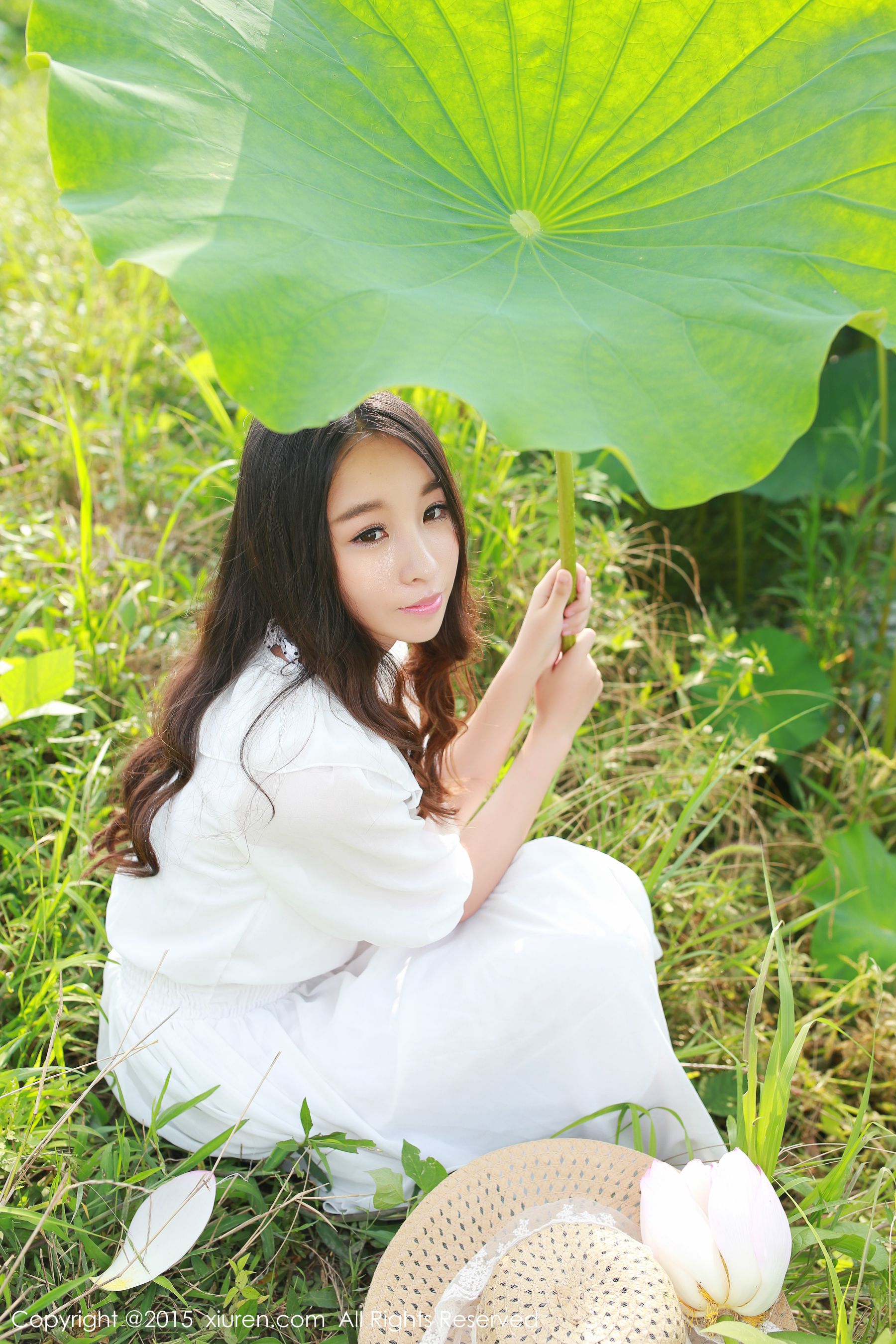 梓萱Crystal《小清新外拍~ 野外露出》 [秀人网XiuRen] No.371（44P）