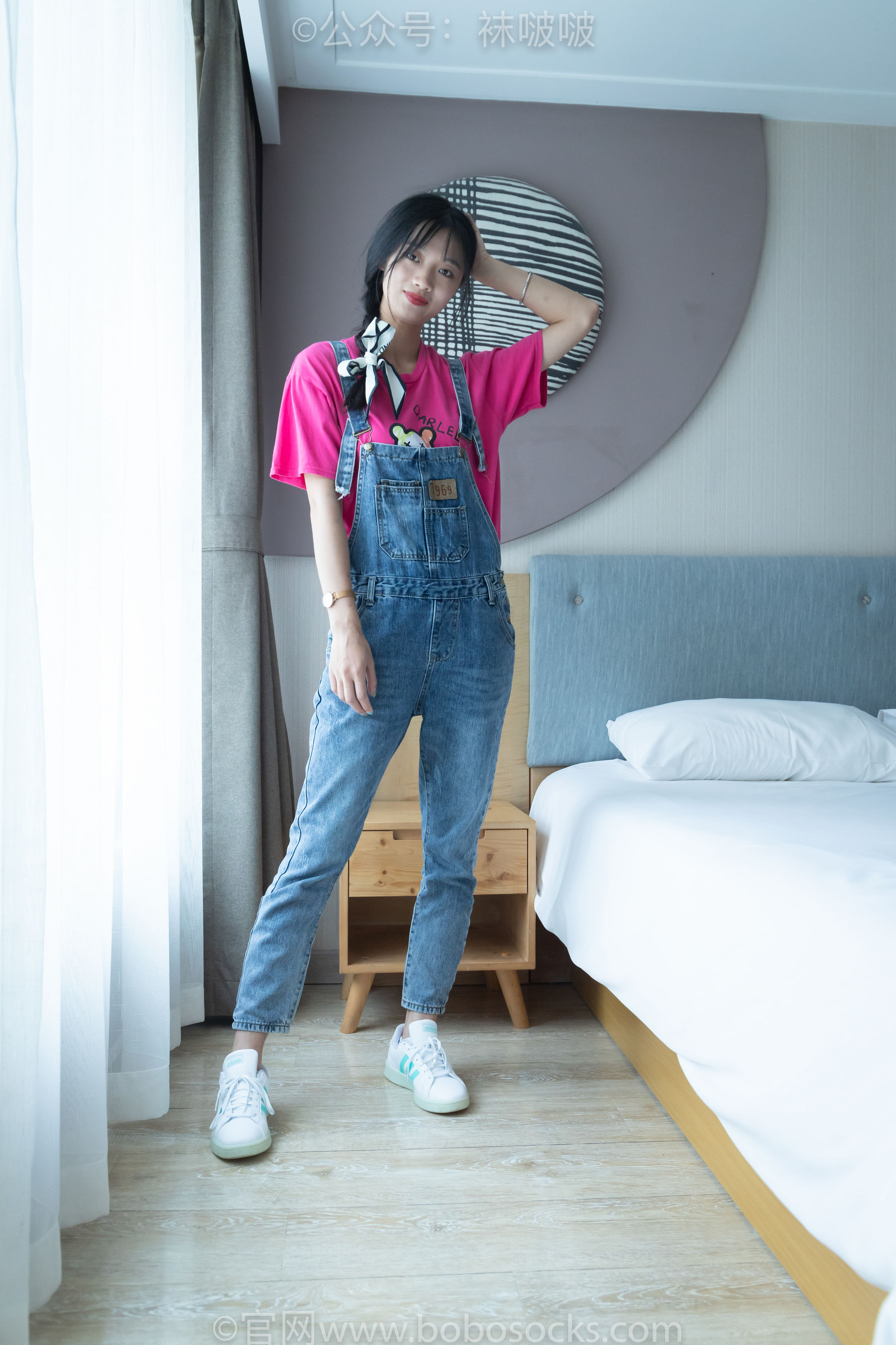 BoBoSocks袜啵啵 No.024 涵涵-板鞋、白棉袜、裸足（133P）