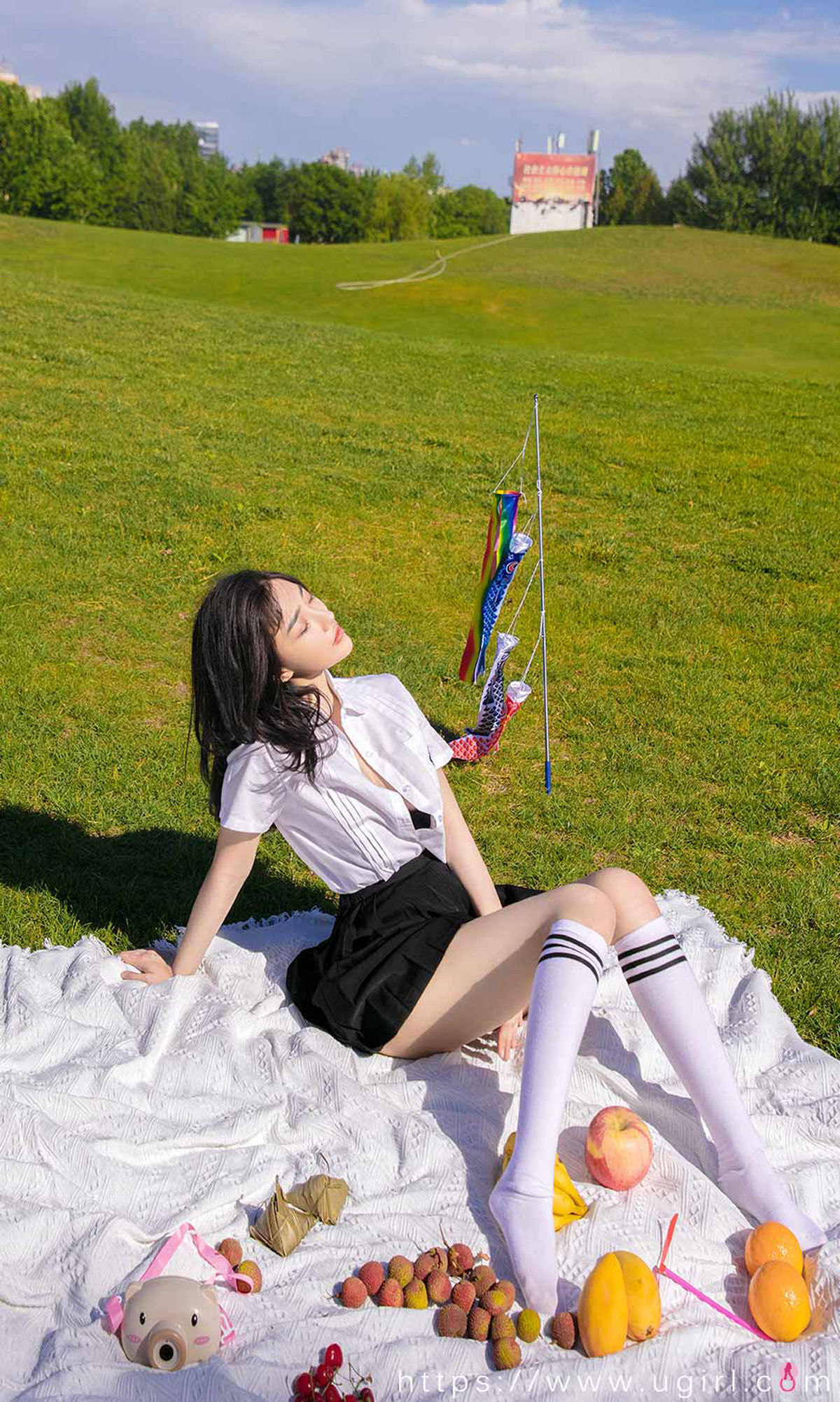 [爱尤物Ugirls] No.2110 西门小玉 粽情盛夏（35P）