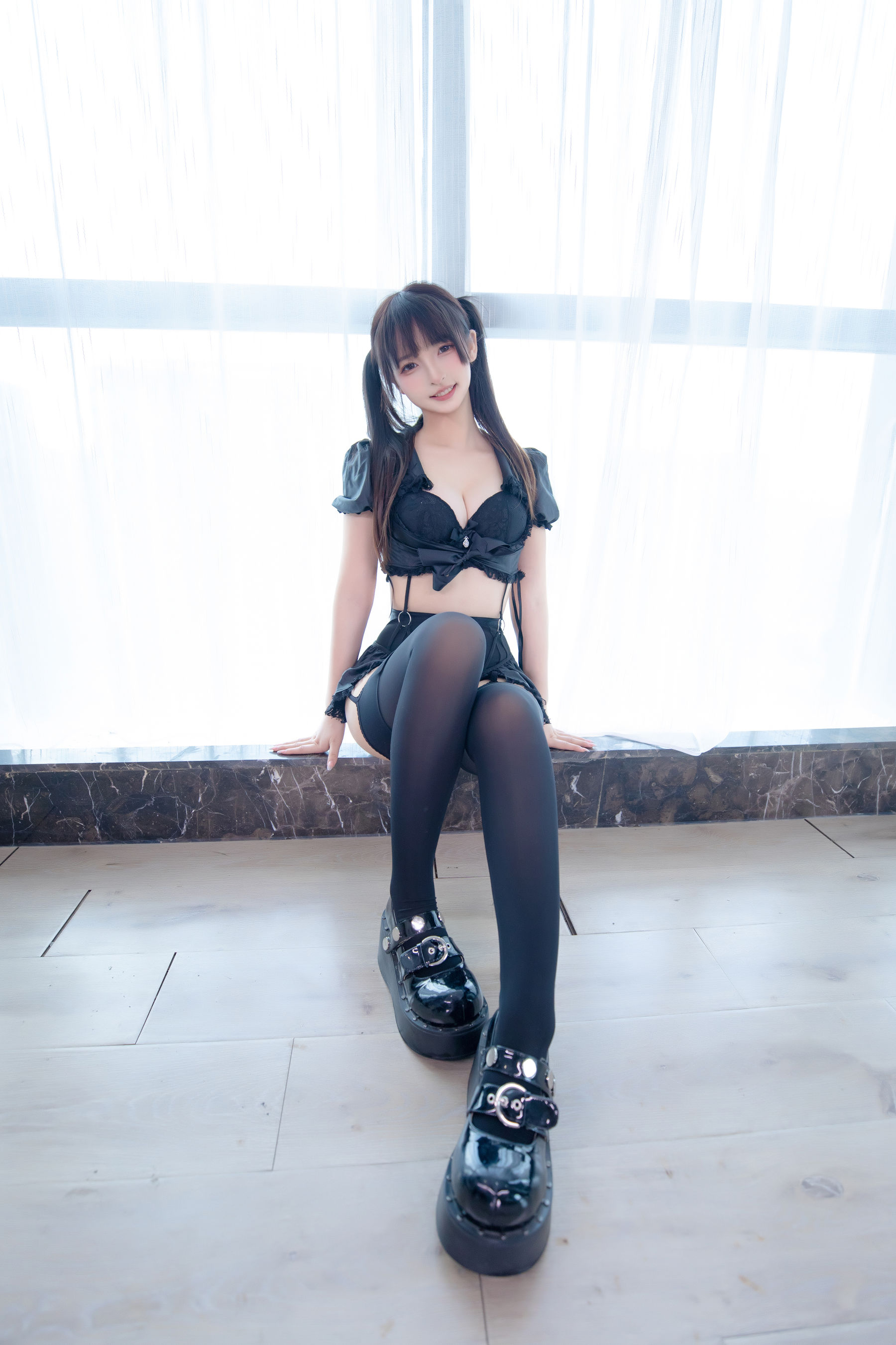 [福利COS] 萝莉神楽板真冬 之足底星光（75P）