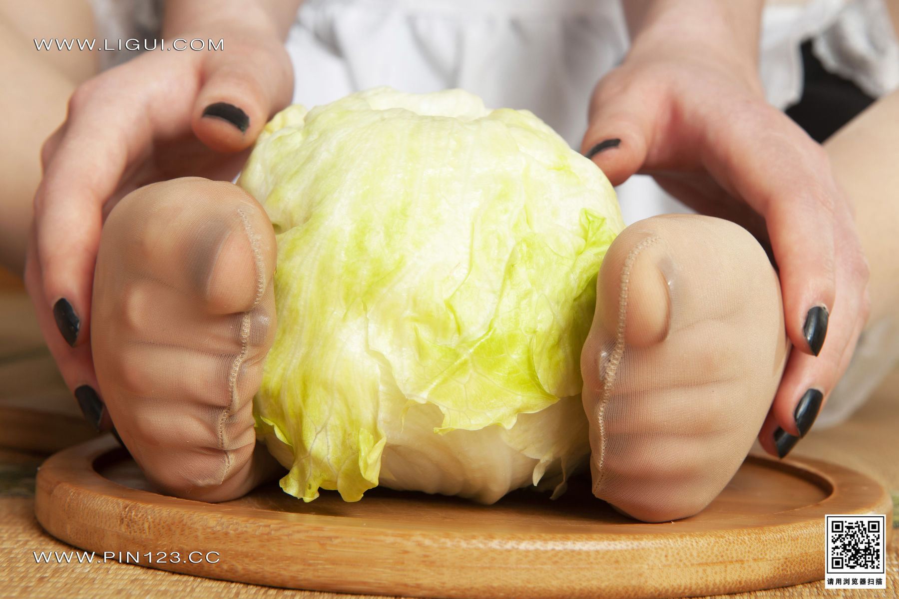 [Ligui丽柜] 2023.04.24 肉丝汉堡 橙子（66P）