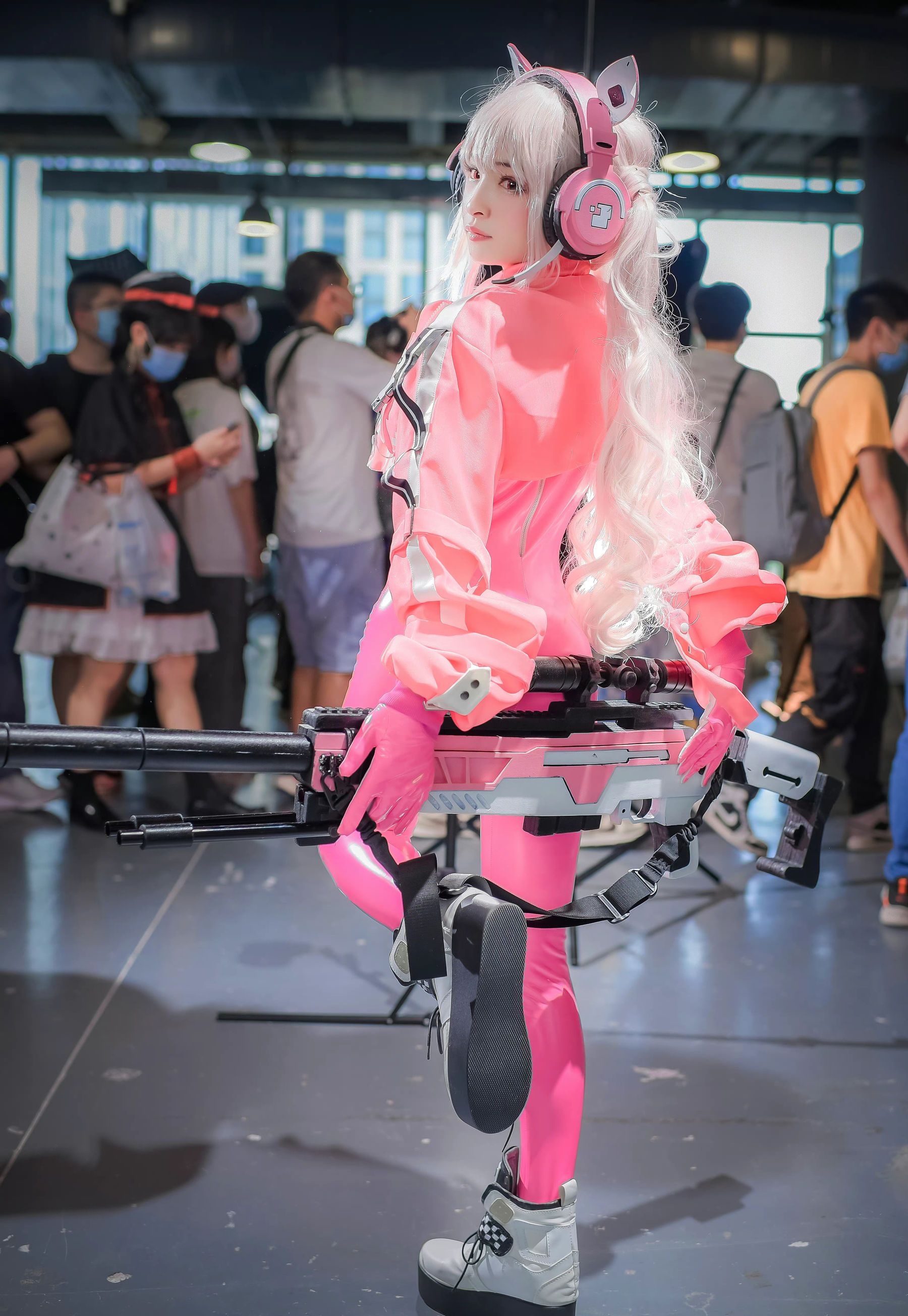 动漫博主九九八XY - 萤火虫漫展 NIKKE 胜利女神 爱丽丝（18P）