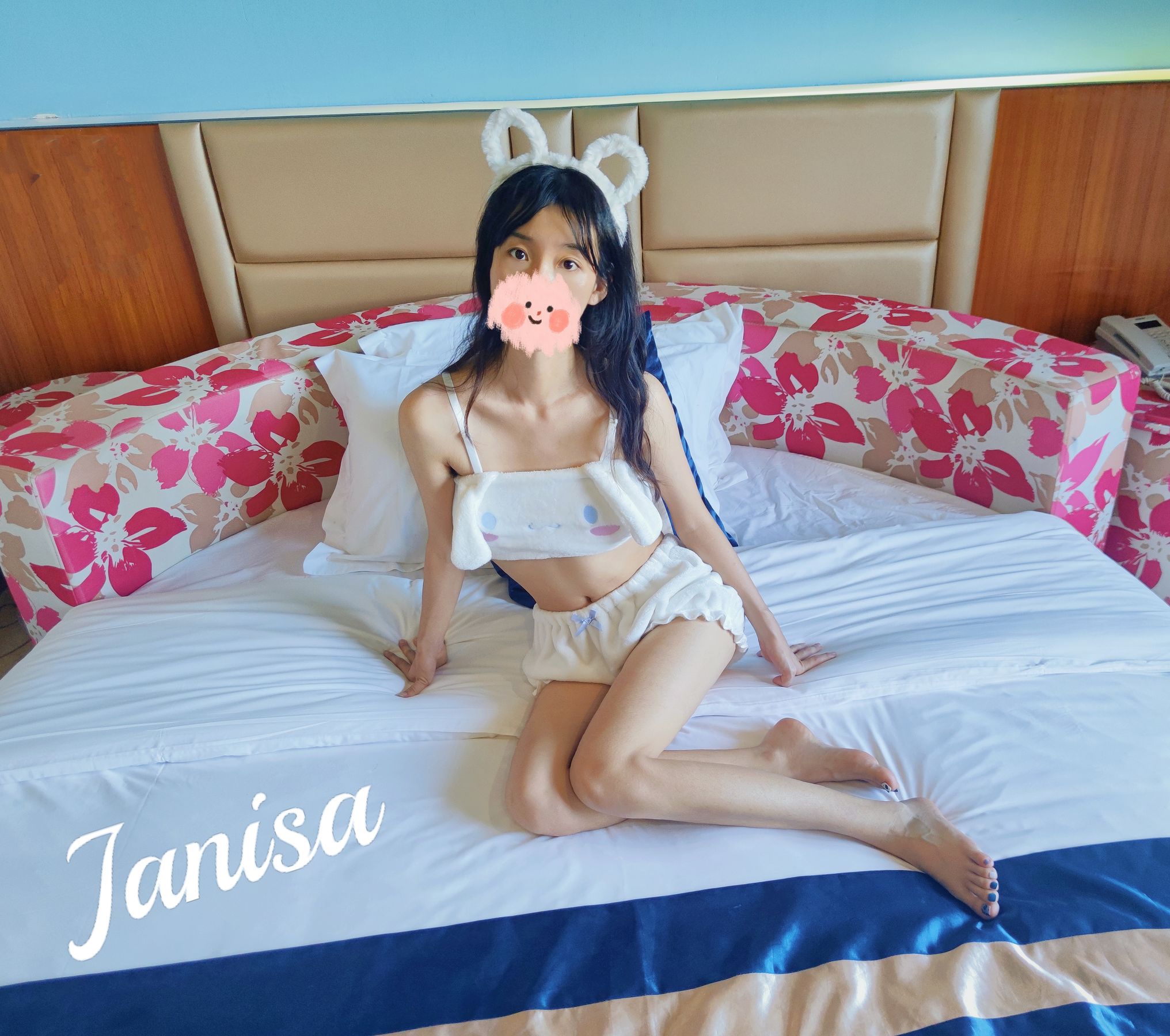 Janisa - 小白兔（17P）