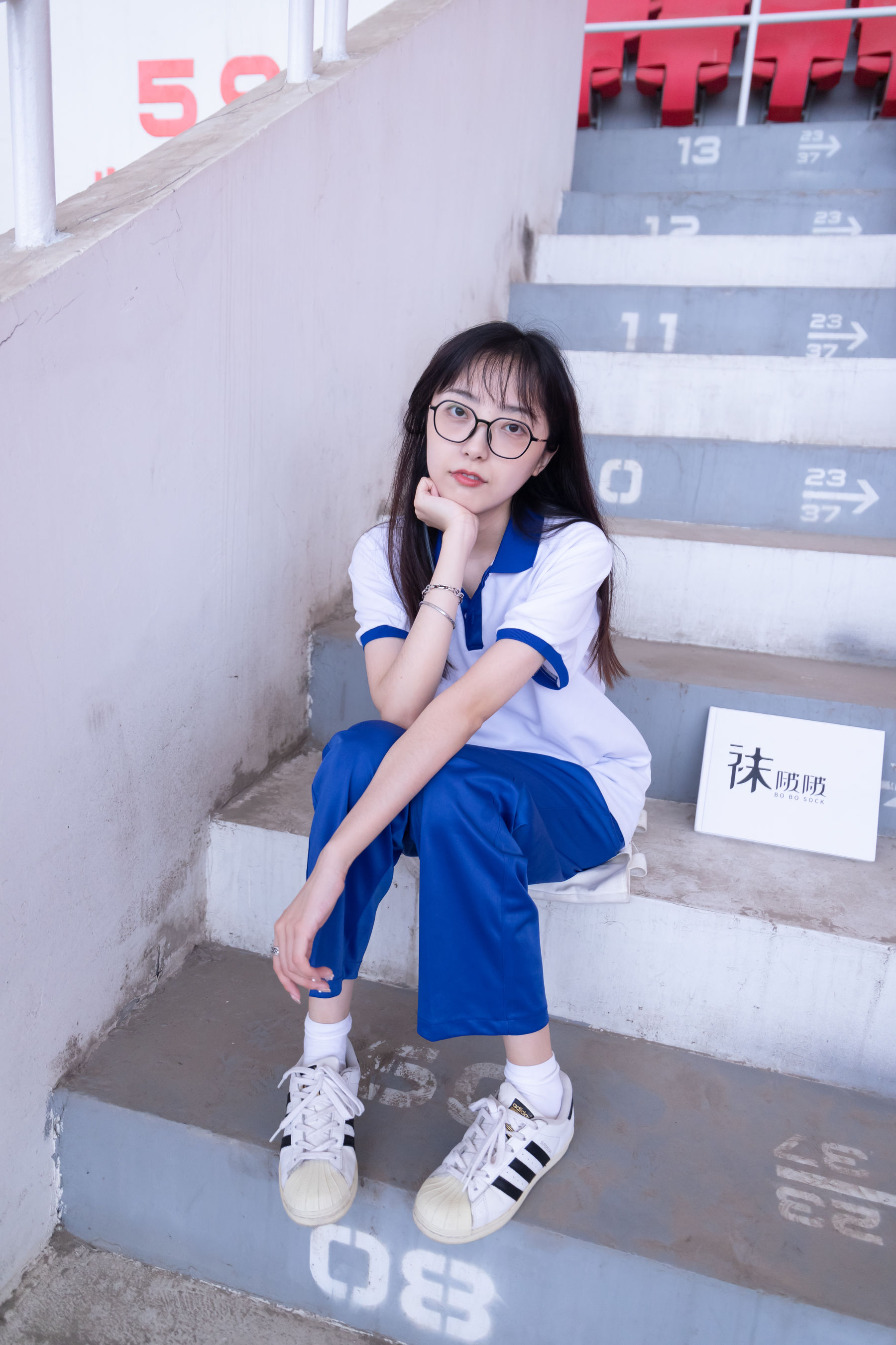 BoBoSocks袜啵啵 No.002 稚予-校服、贝壳头、白棉袜、裸足（138P）